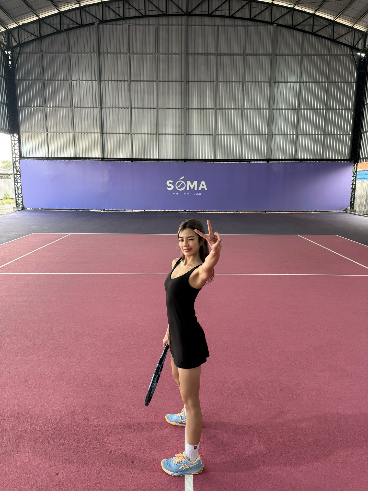 ปราง - กัญญ์ณรัณ วงศ์ขจรไกล