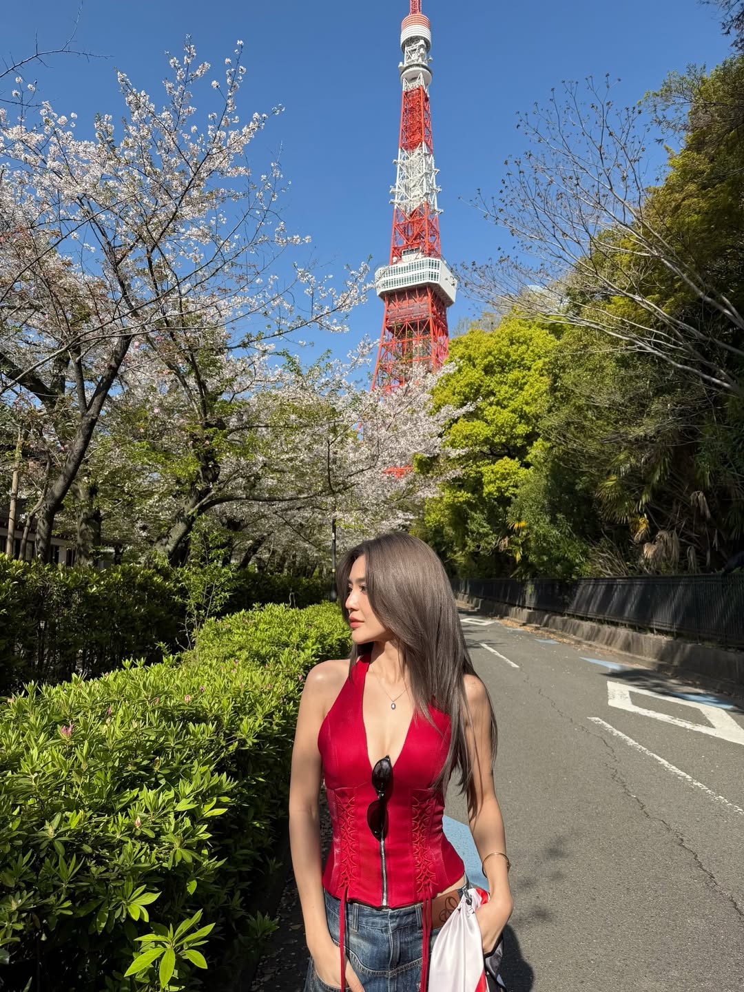 ปราง - กัญญ์ณรัณ วงศ์ขจรไกล