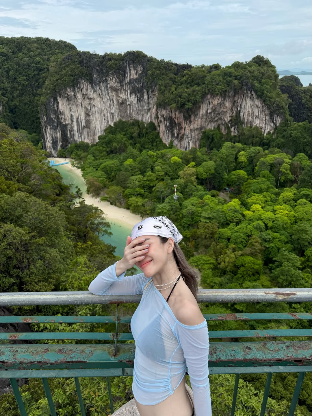 ปราง - กัญญ์ณรัณ วงศ์ขจรไกล