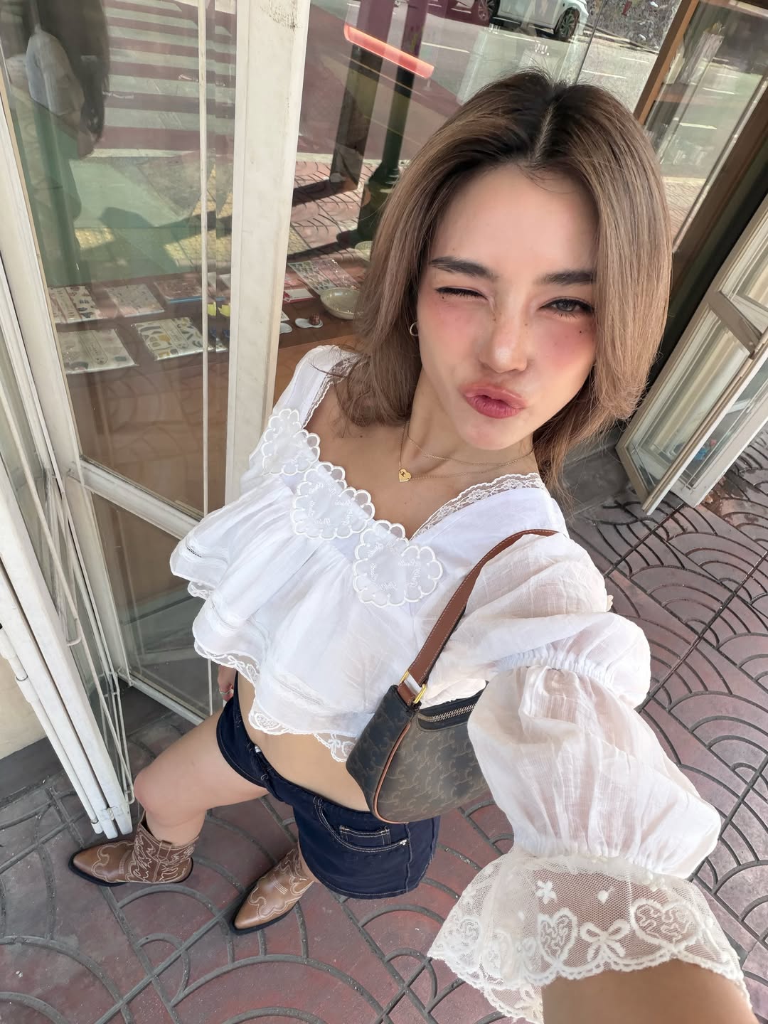 ปราง - กัญญ์ณรัณ วงศ์ขจรไกล