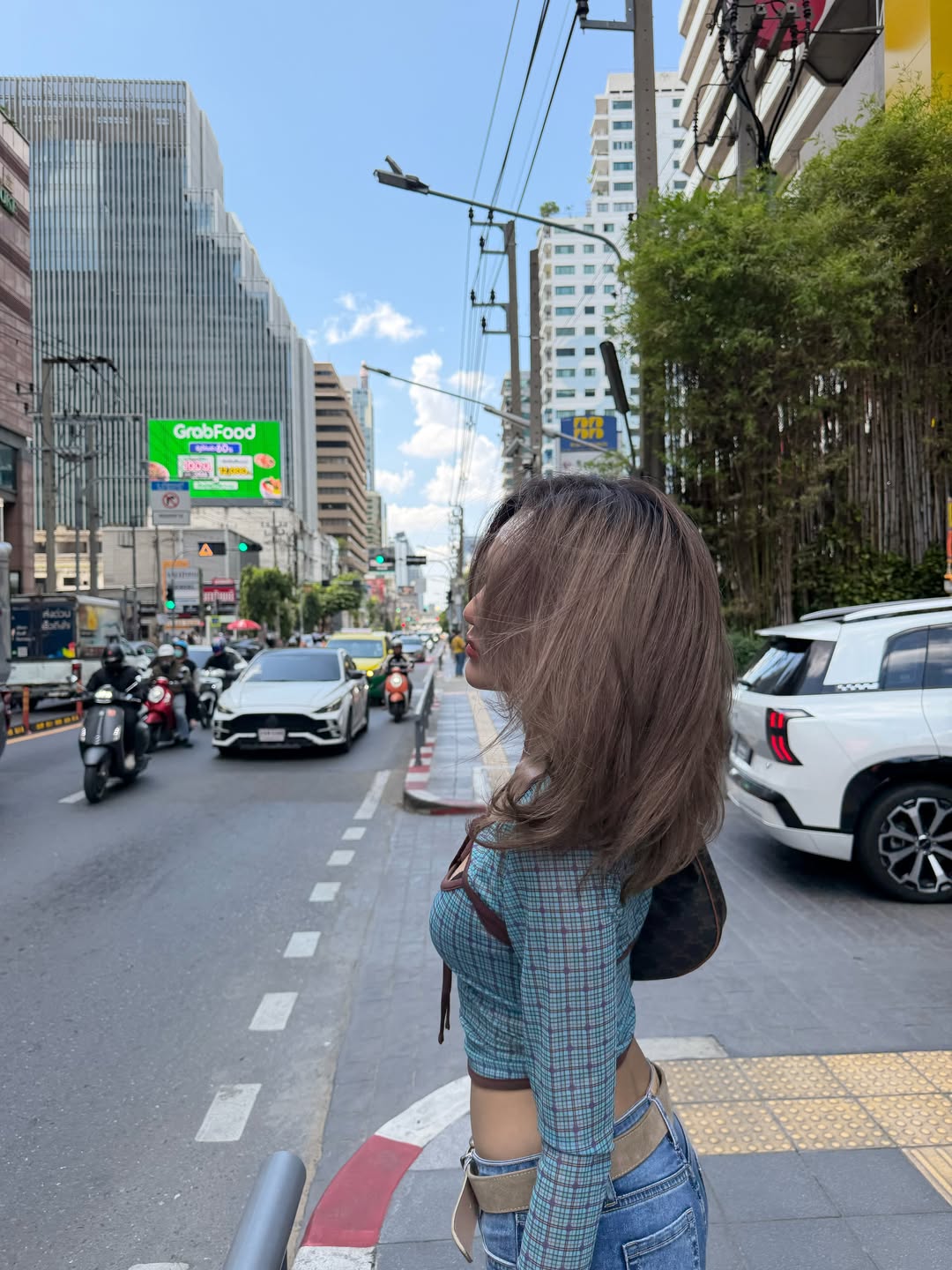 ปราง - กัญญ์ณรัณ วงศ์ขจรไกล