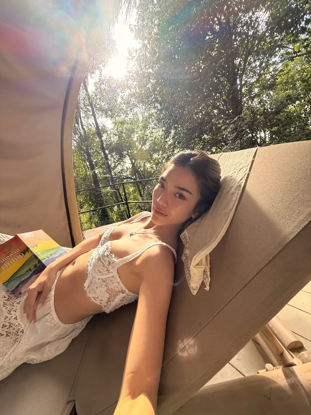 ปราง - กัญญ์ณรัณ วงศ์ขจรไกล