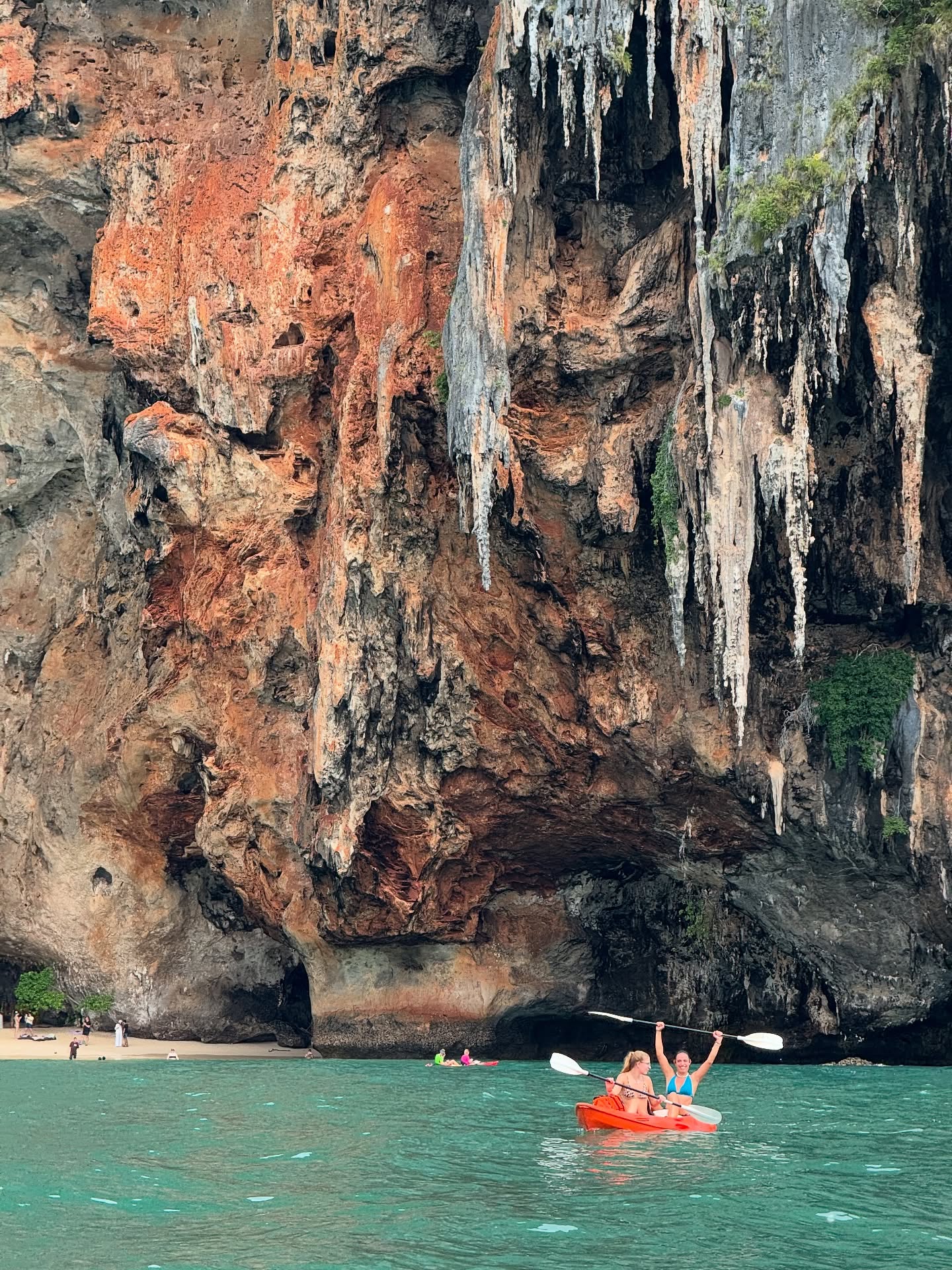 แบม - ปีติภัทร คูตระกูล