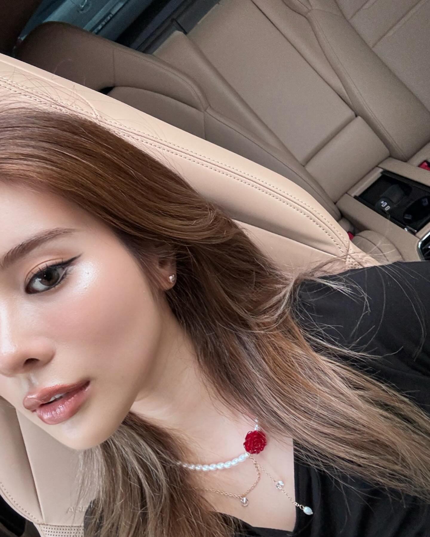 เก้า - สุภัสสรา ธนชาต