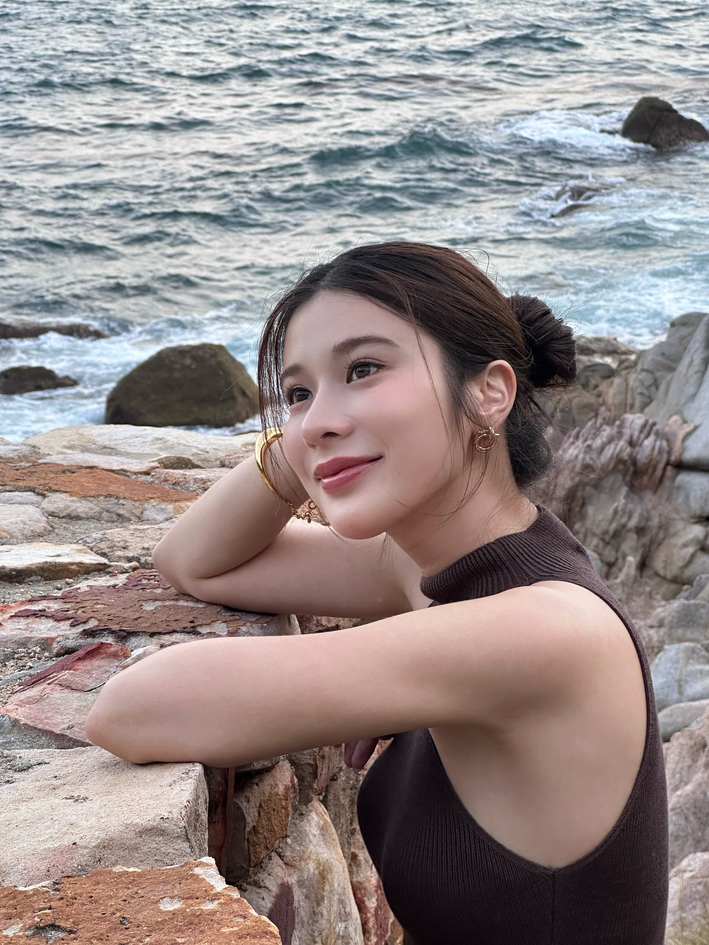 เก้า - สุภัสสรา ธนชาต