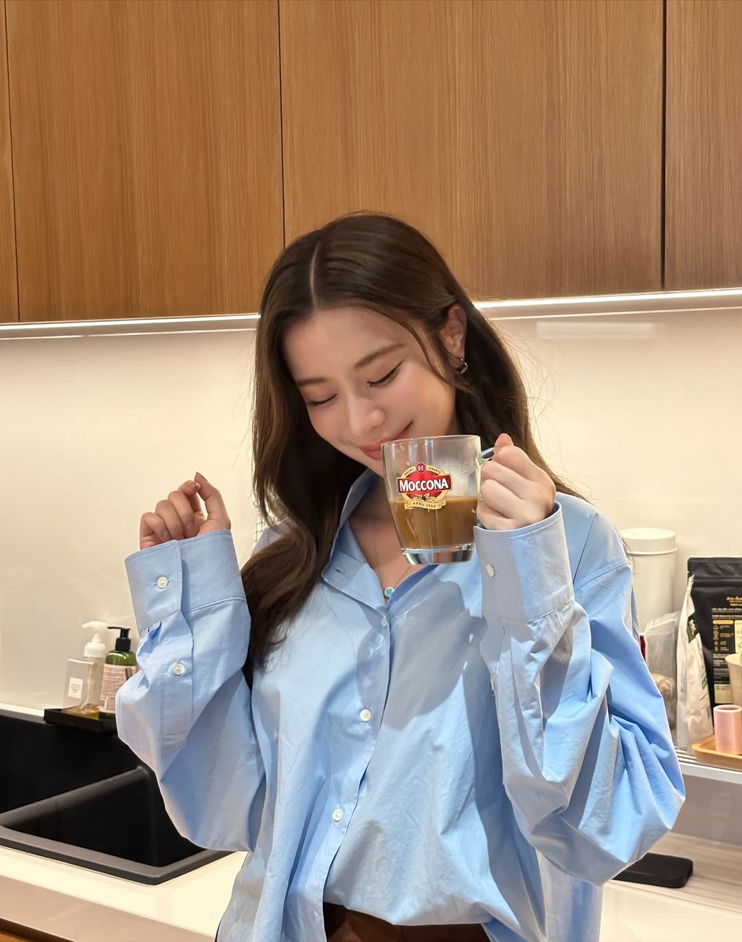 เก้า - สุภัสสรา ธนชาต