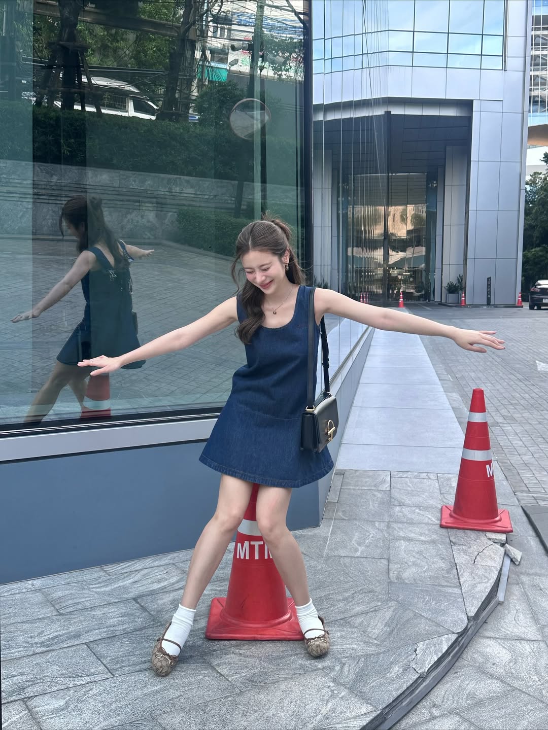 เก้า - สุภัสสรา ธนชาต