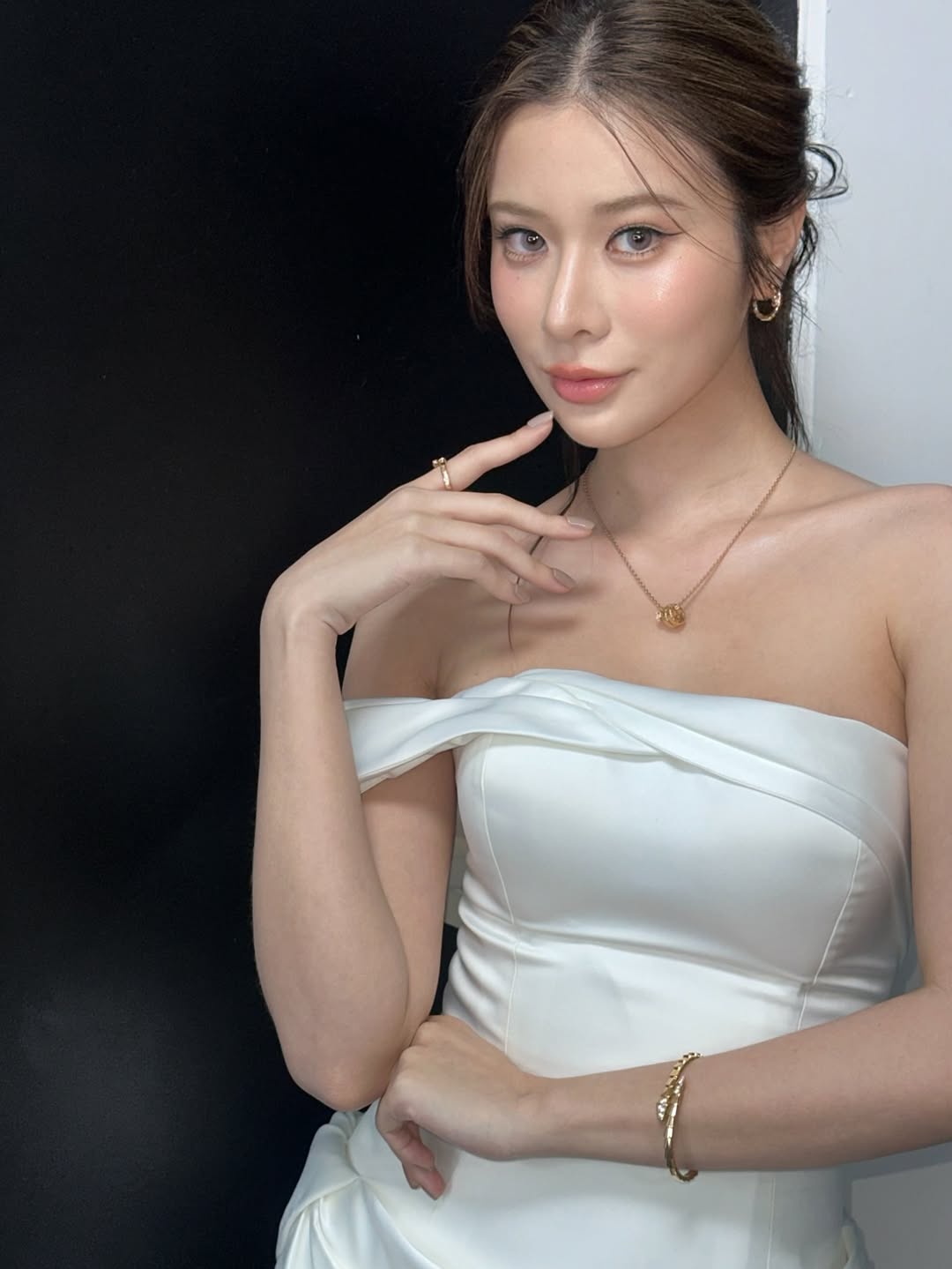 เก้า - สุภัสสรา ธนชาต