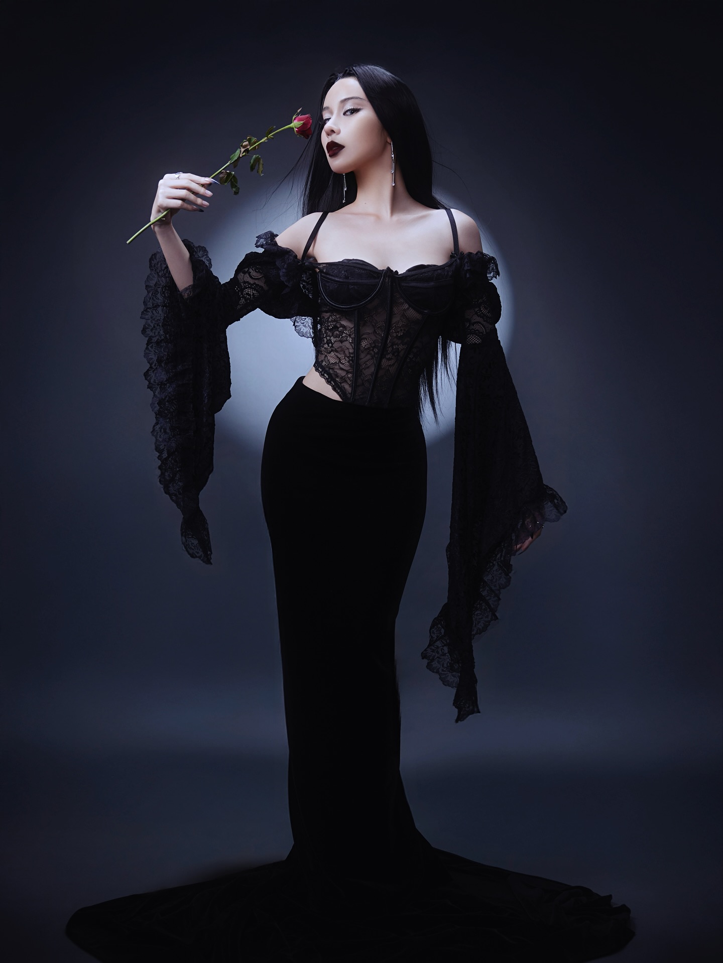 เก้า - สุภัสสรา ธนชาต