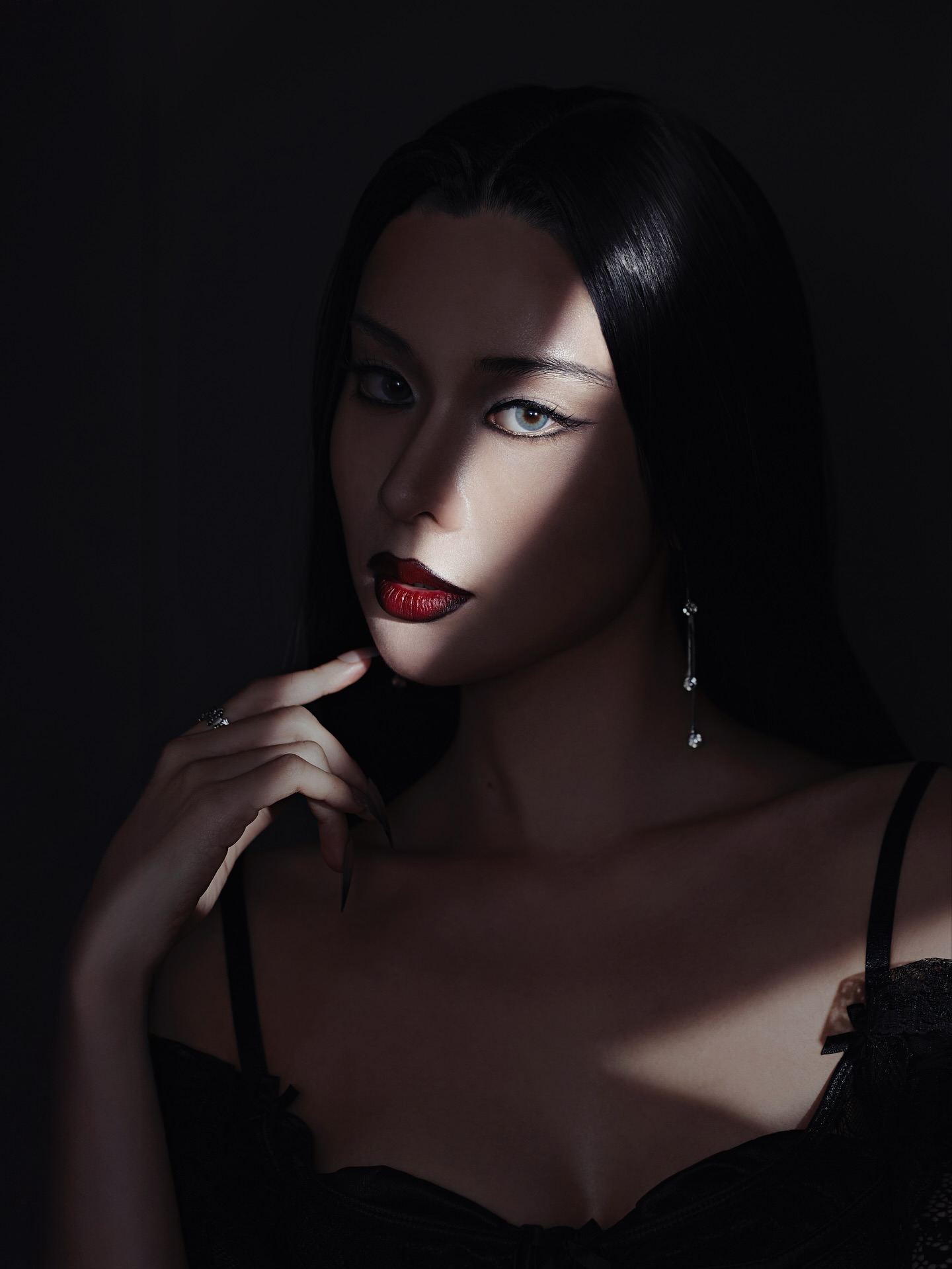 เก้า - สุภัสสรา ธนชาต