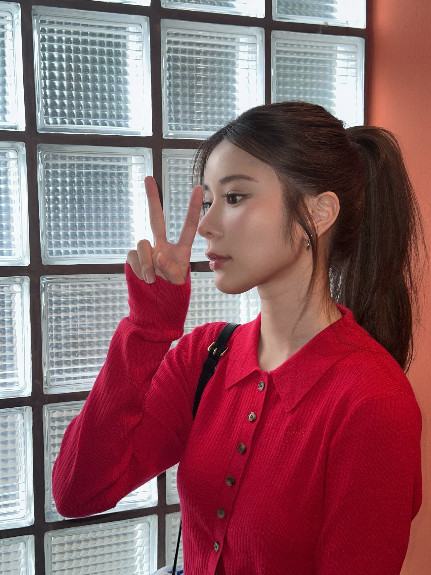 เก้า - สุภัสสรา ธนชาต