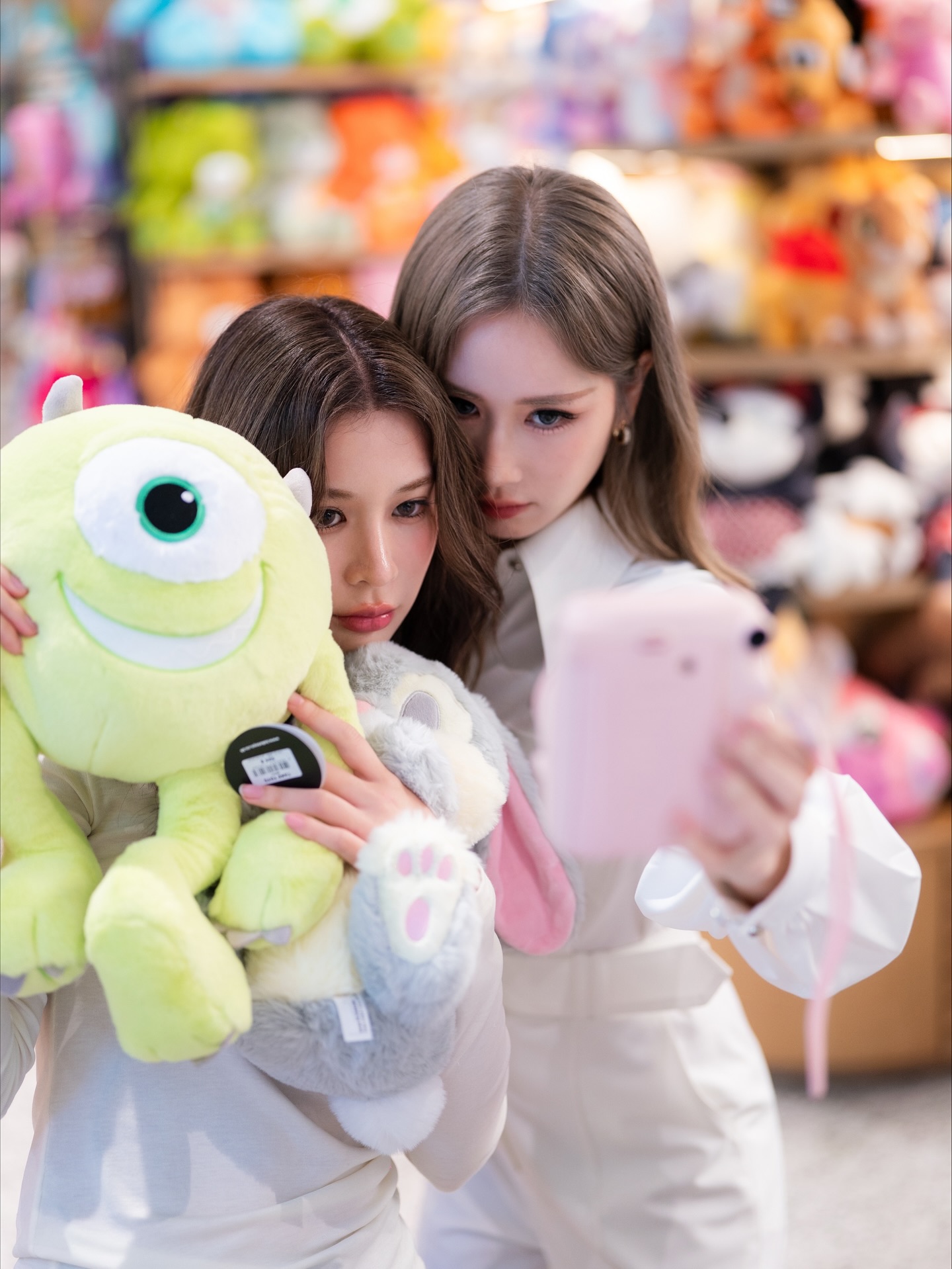 เก้า - สุภัสสรา ธนชาต