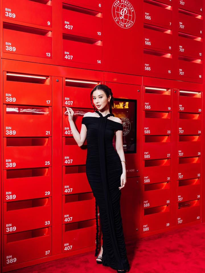 เก้า - สุภัสสรา ธนชาต