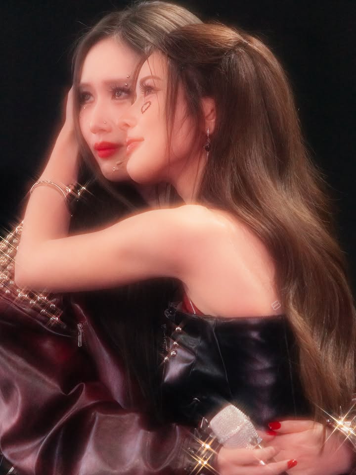 เก้า - สุภัสสรา ธนชาต