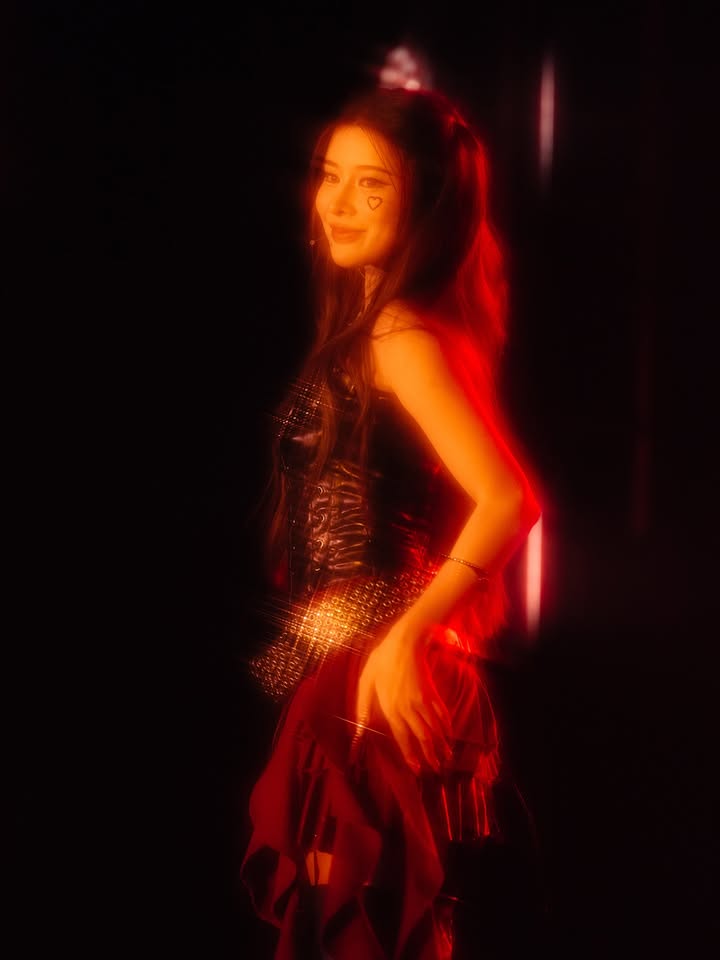 เก้า - สุภัสสรา ธนชาต