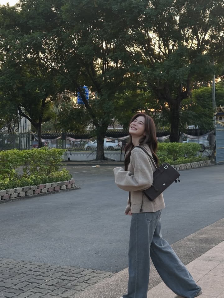 เก้า - สุภัสสรา ธนชาต