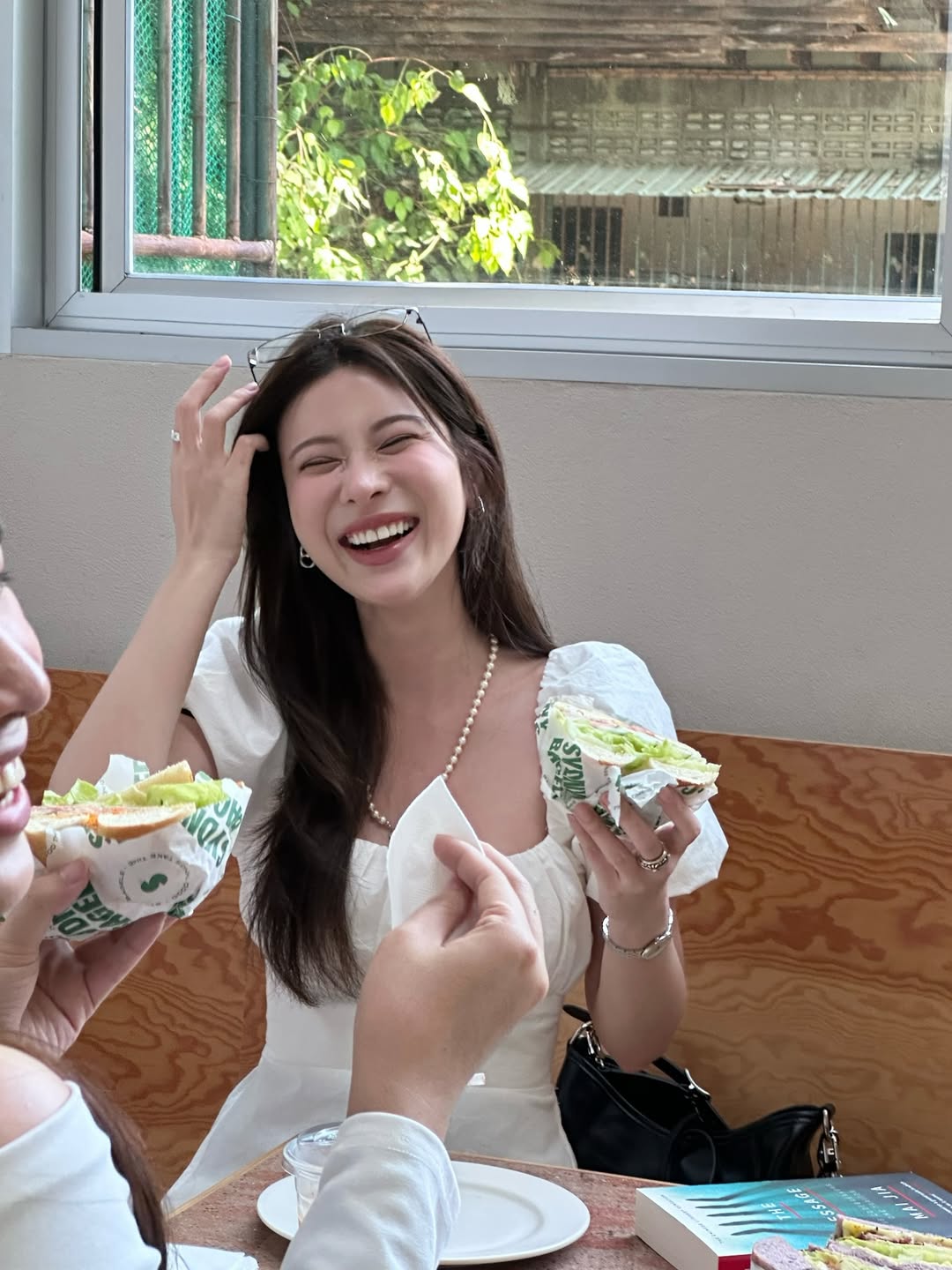 เก้า - สุภัสสรา ธนชาต