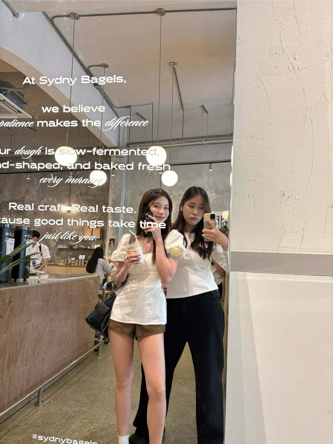 เก้า - สุภัสสรา ธนชาต