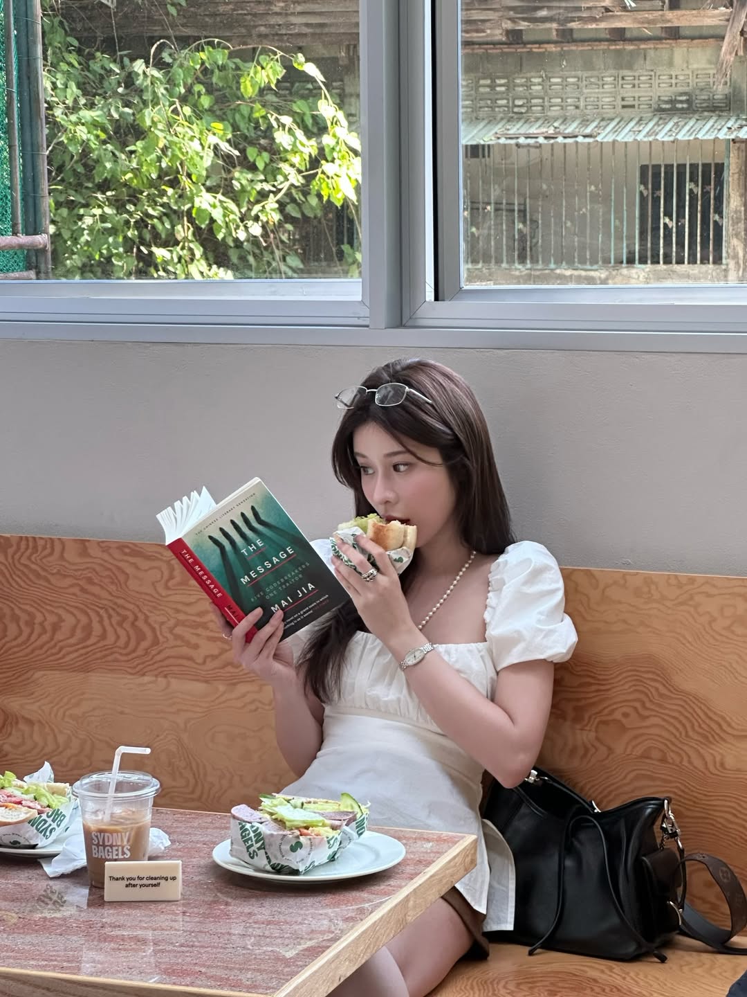 เก้า - สุภัสสรา ธนชาต