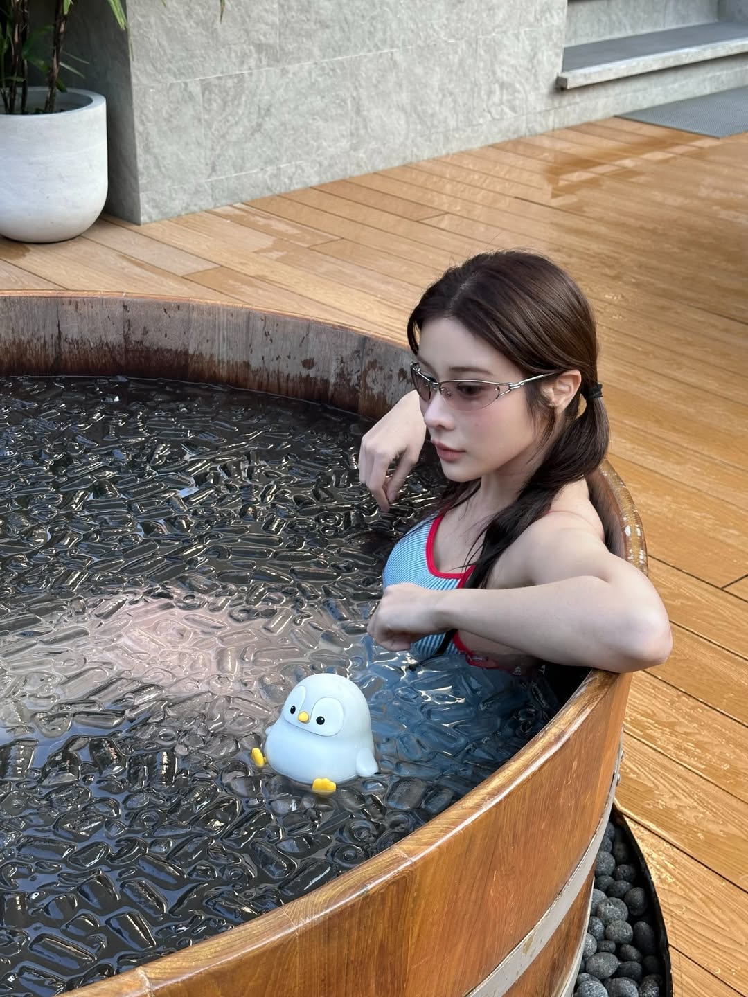 เก้า - สุภัสสรา ธนชาต