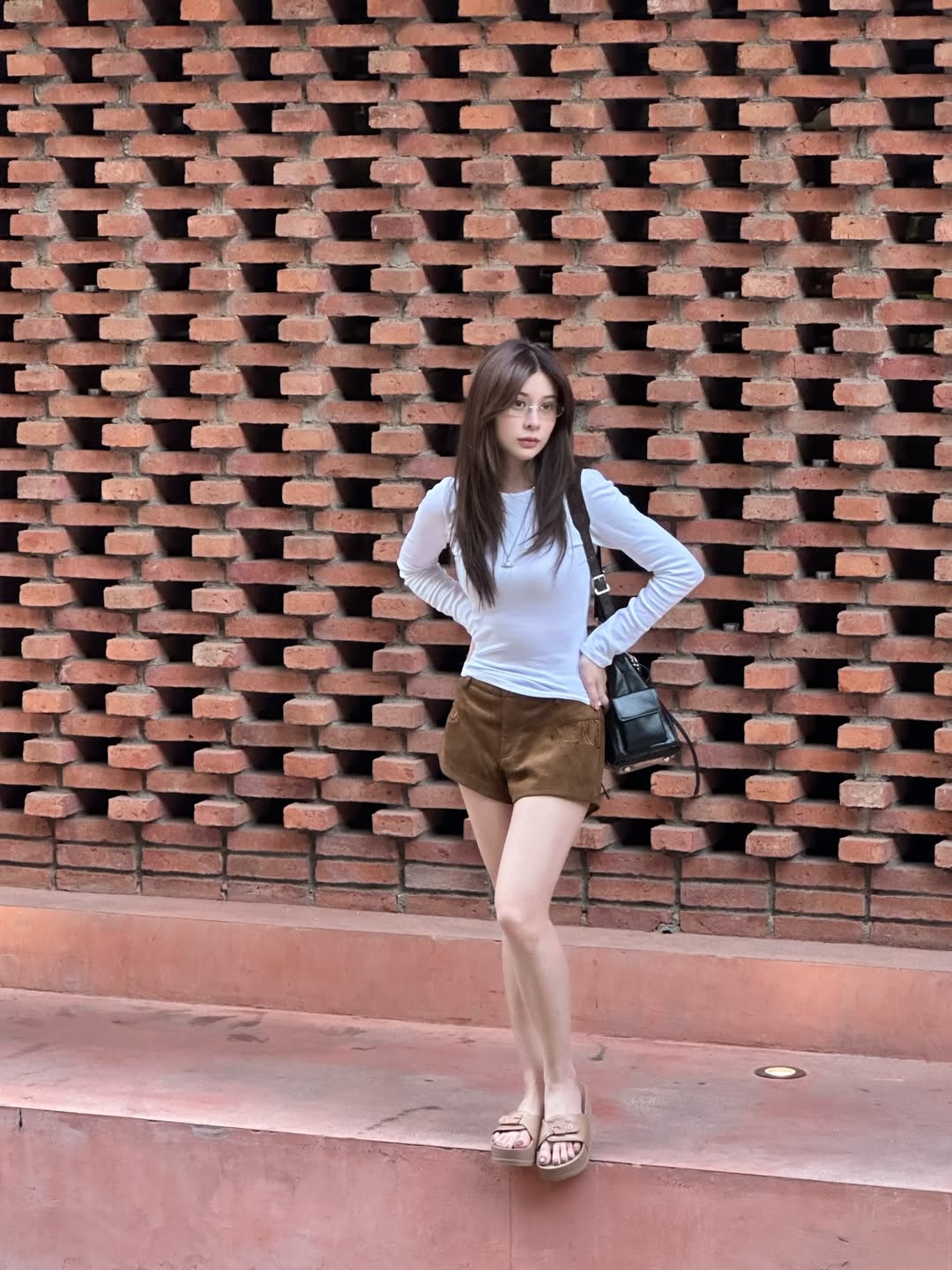 เก้า - สุภัสสรา ธนชาต