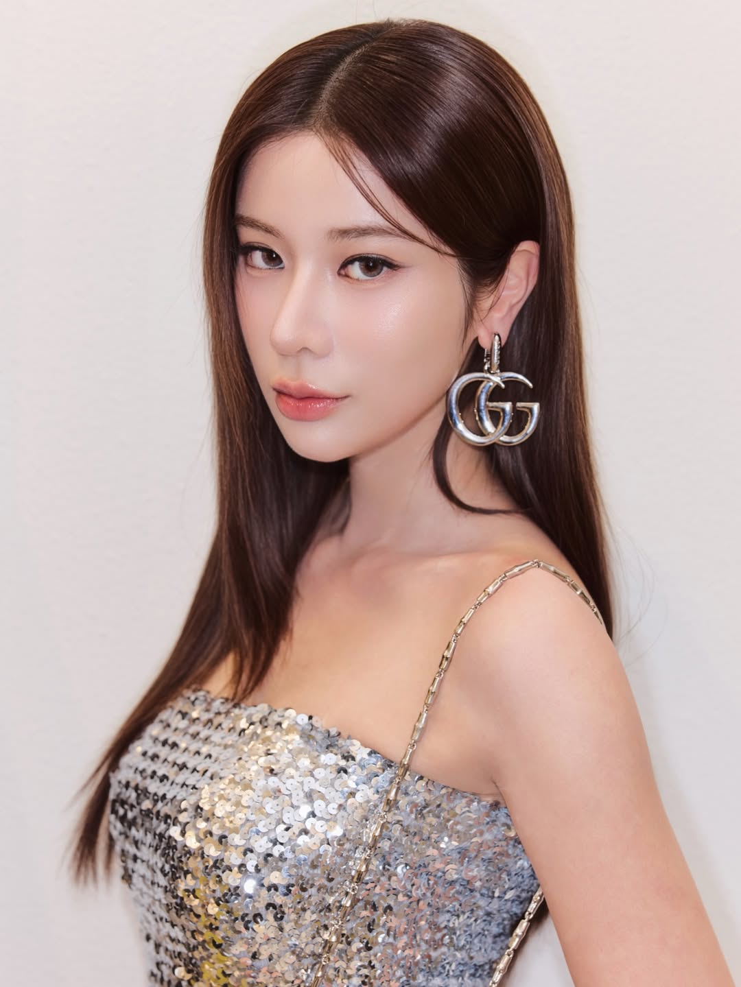 เก้า - สุภัสสรา ธนชาต