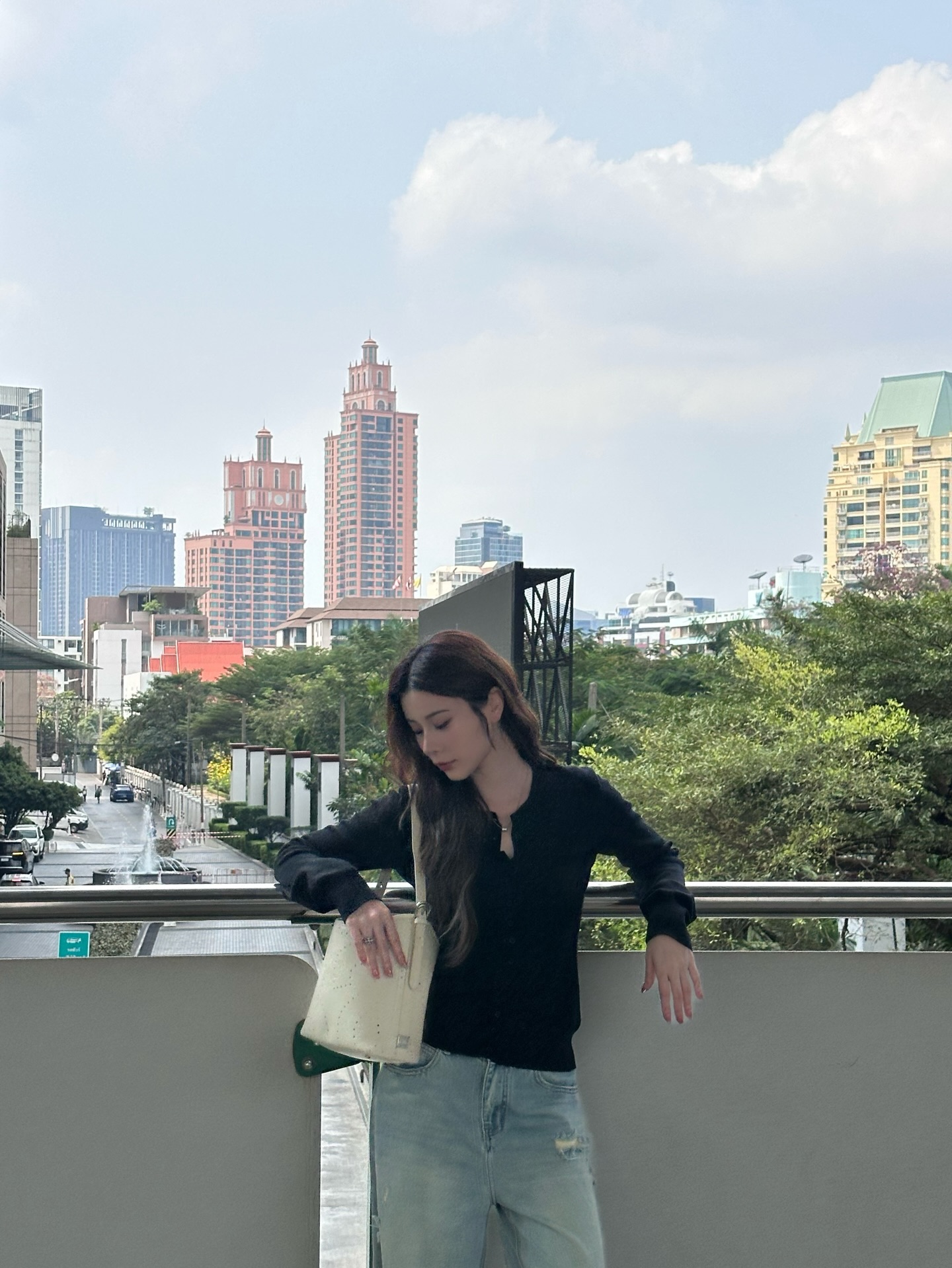 เก้า - สุภัสสรา ธนชาต