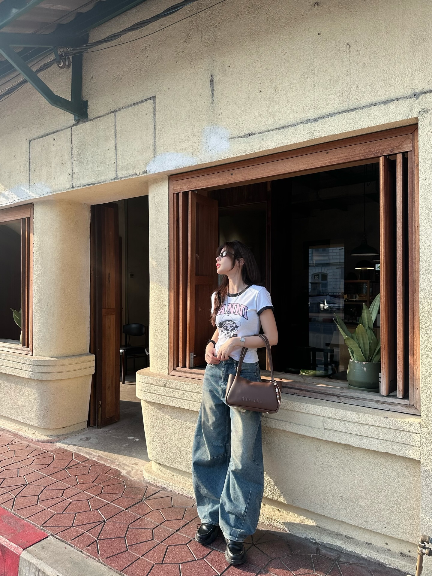 เก้า - สุภัสสรา ธนชาต