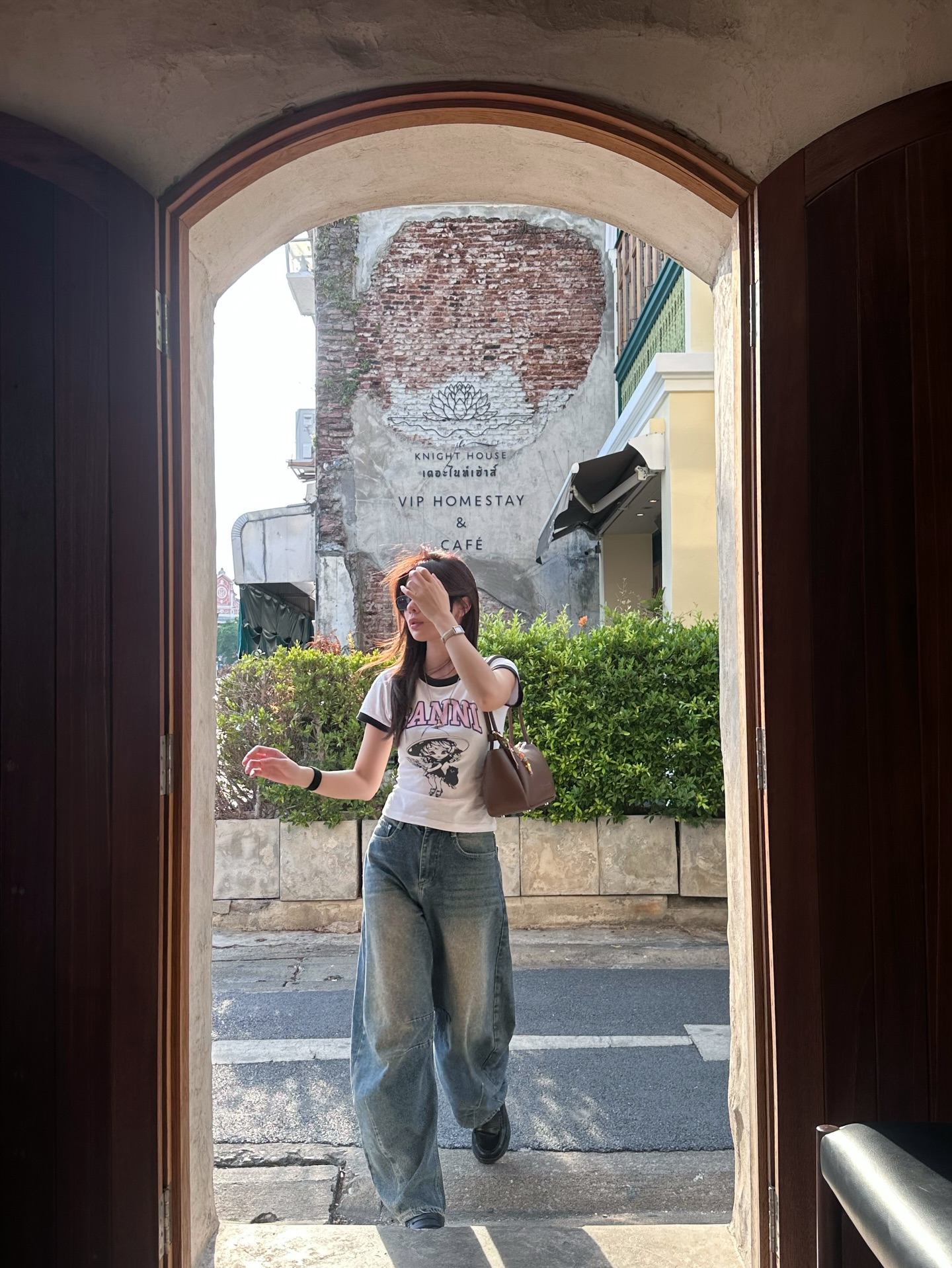 เก้า - สุภัสสรา ธนชาต