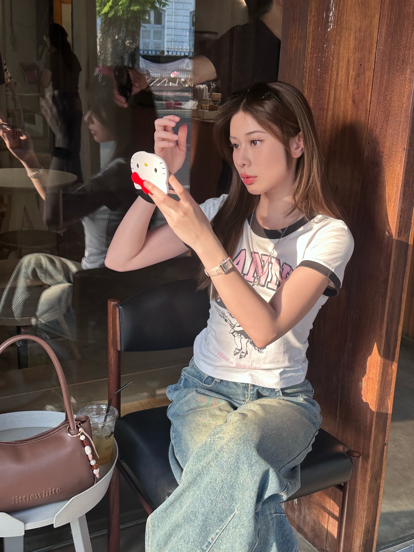 เก้า - สุภัสสรา ธนชาต