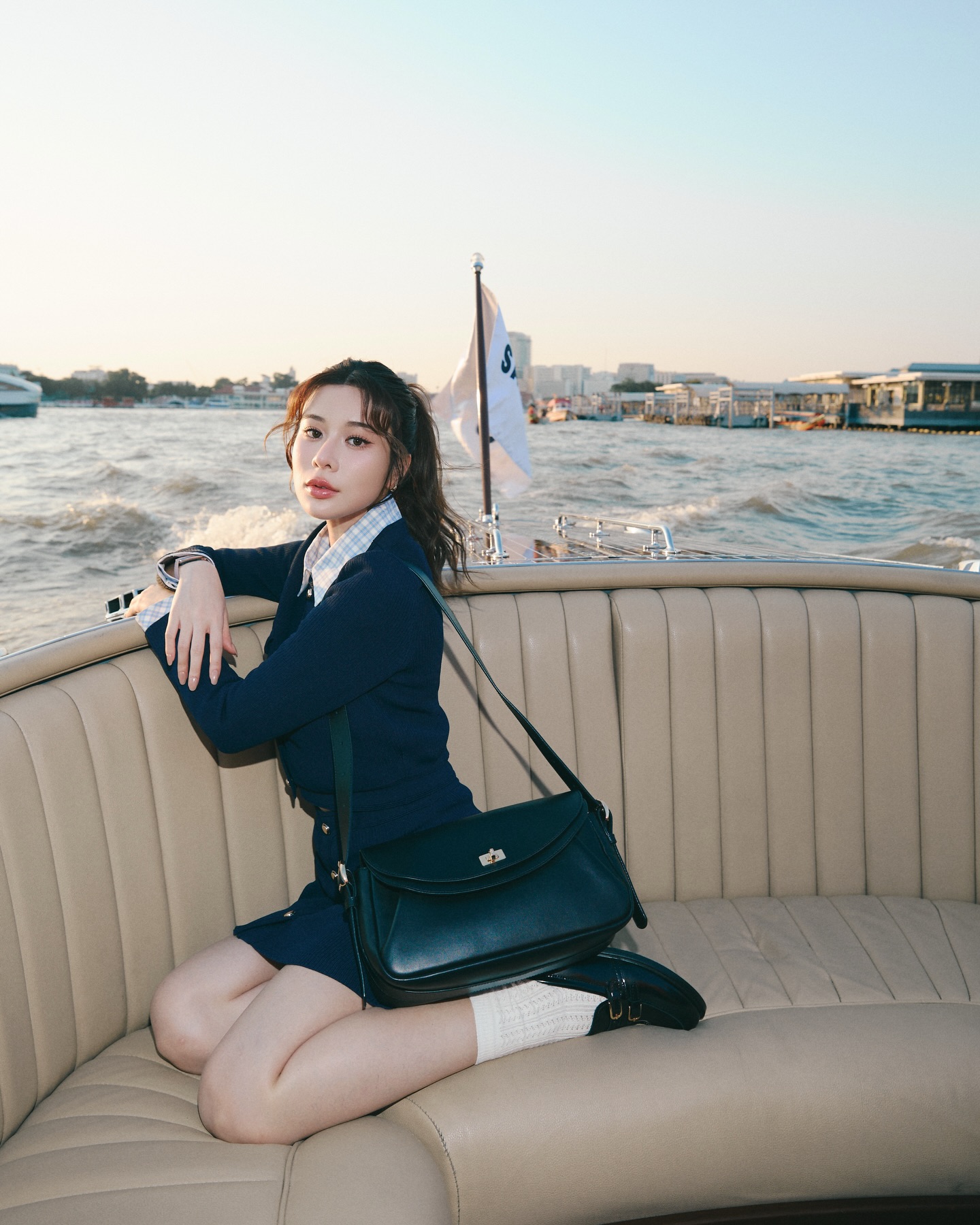 เก้า - สุภัสสรา ธนชาต