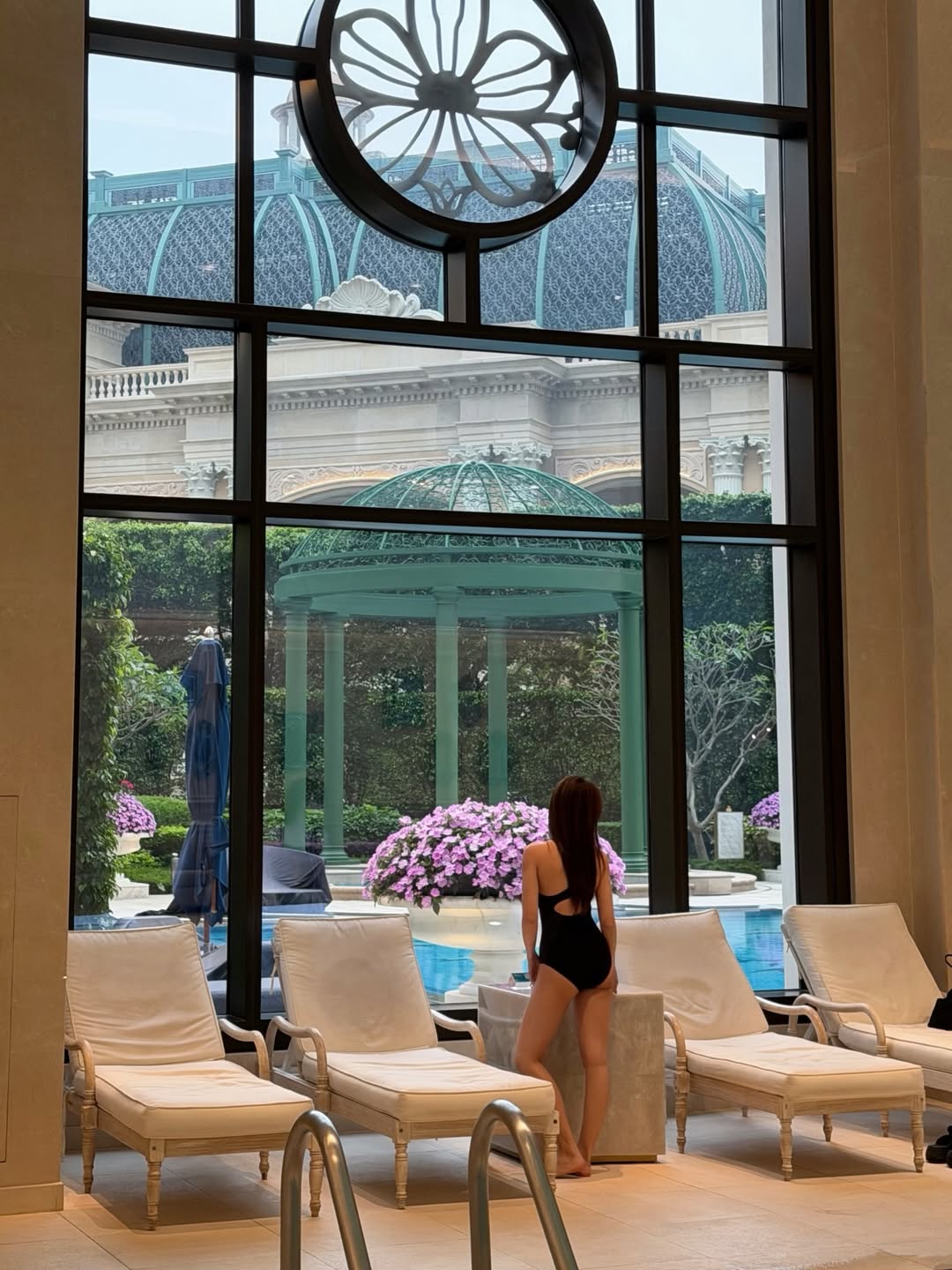 เก้า - สุภัสสรา ธนชาต