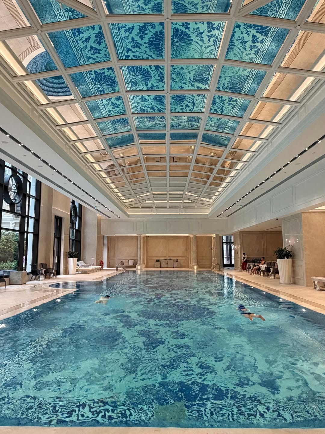 เก้า - สุภัสสรา ธนชาต