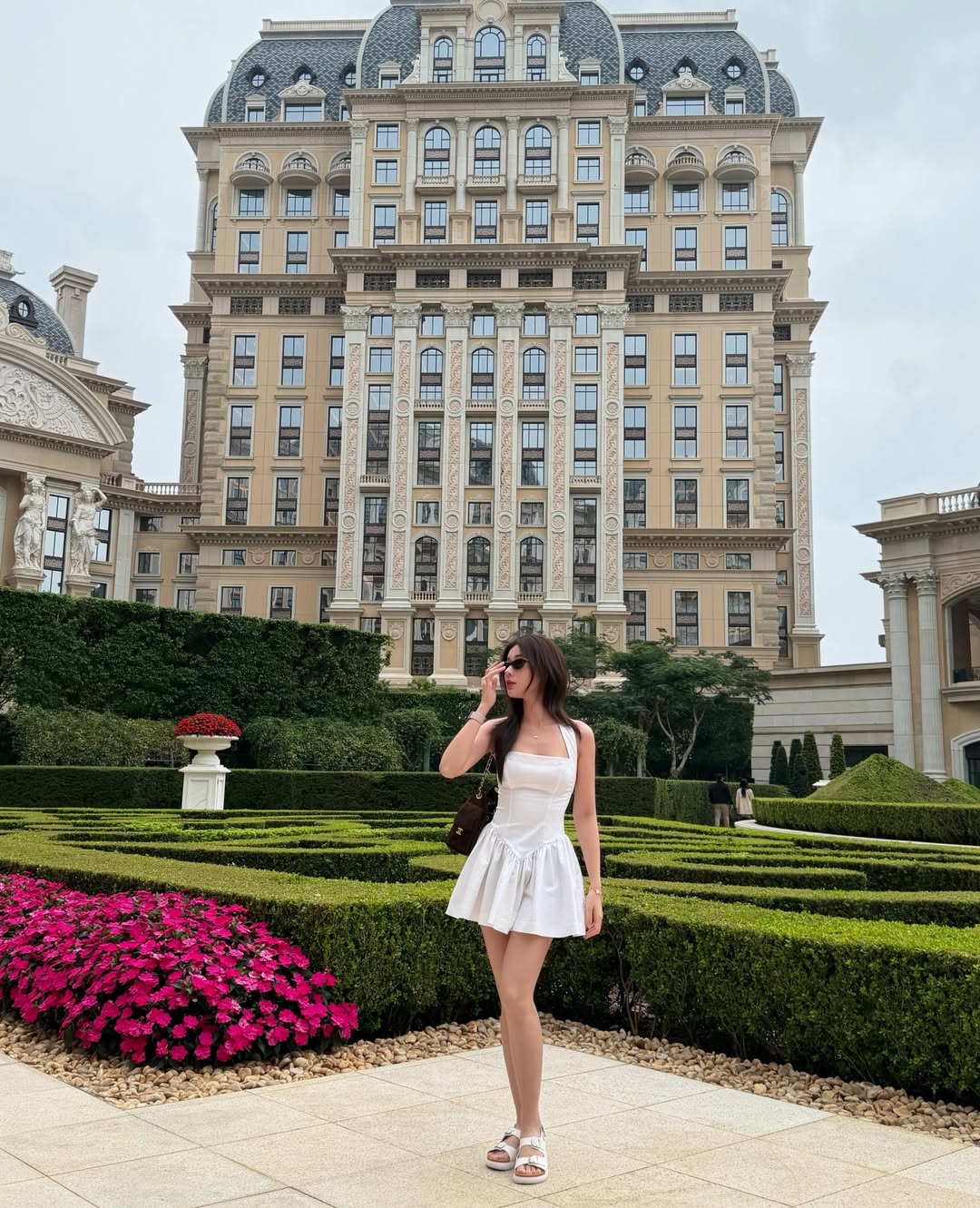 เก้า - สุภัสสรา ธนชาต