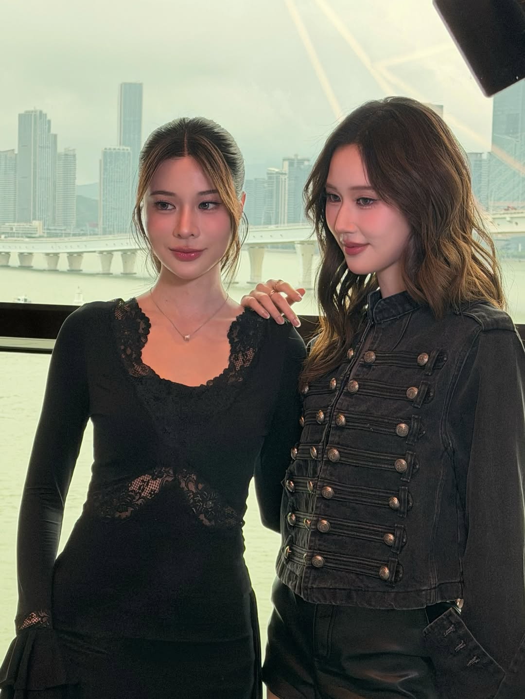 เก้า - สุภัสสรา ธนชาต