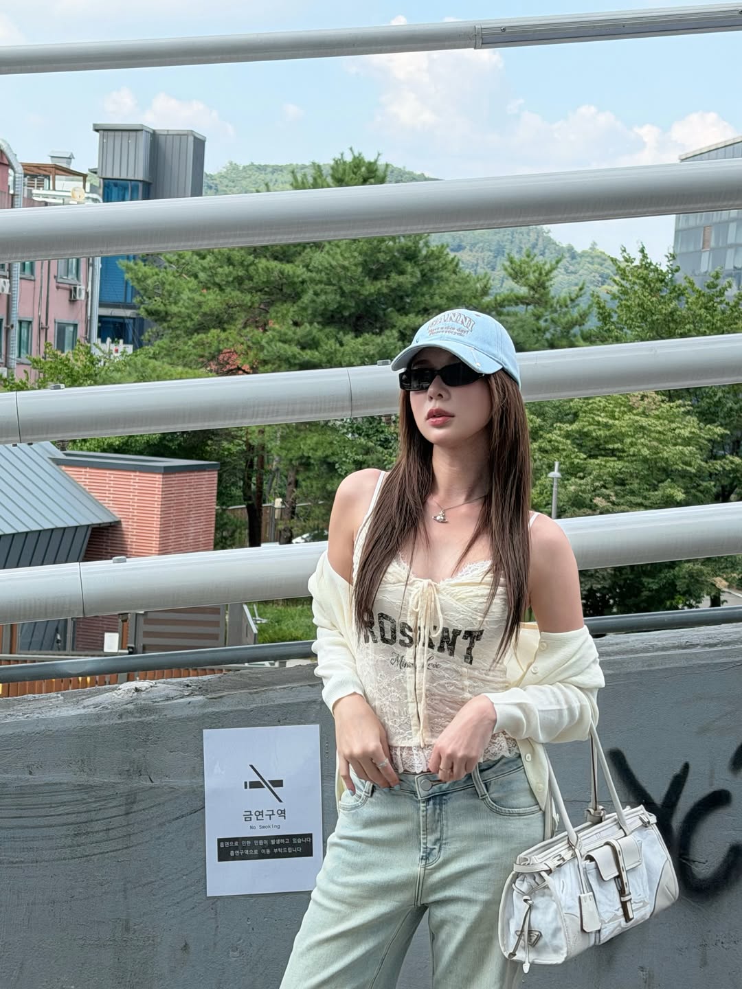 เก้า - สุภัสสรา ธนชาต