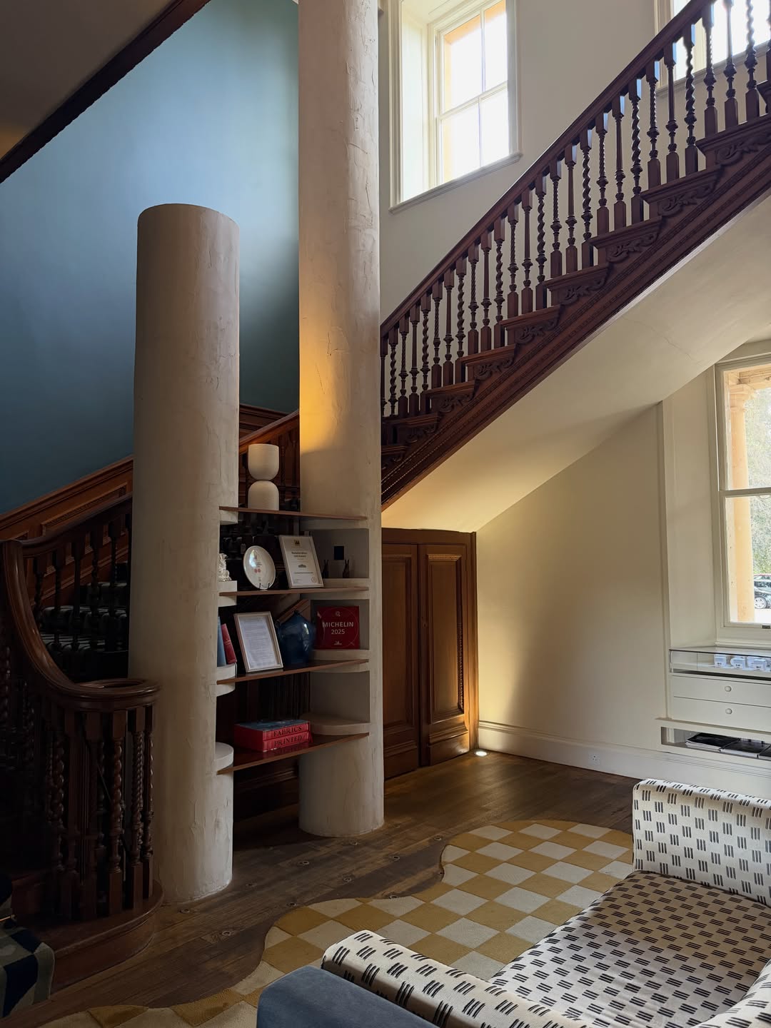 เก้า - สุภัสสรา ธนชาต