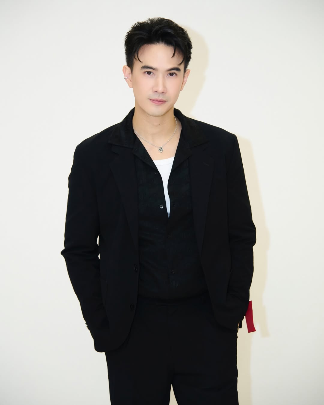 แม็ค - ปวิช เวียงนนท์
