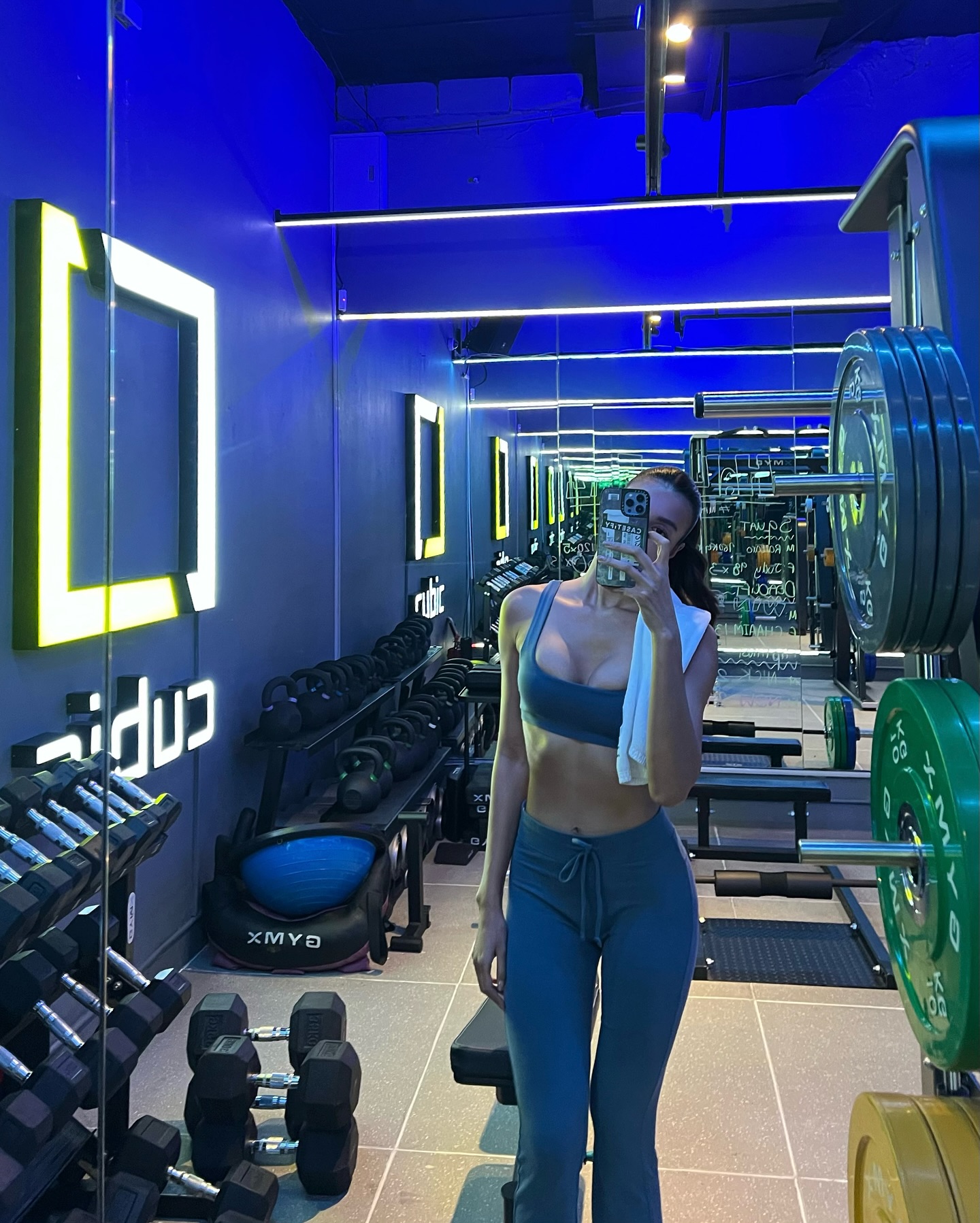 ปริม - กรวรรณ หลอดสันเทียะ