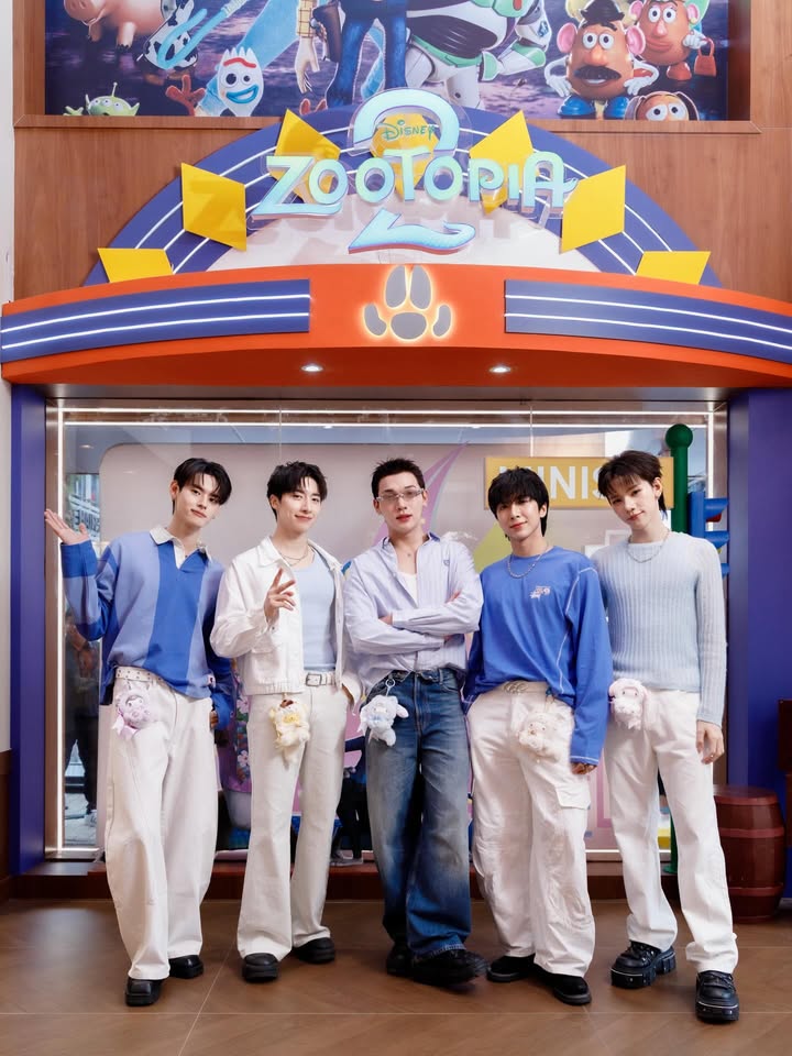 ปลั๊กกี้ - ธรากร คำสิงห์