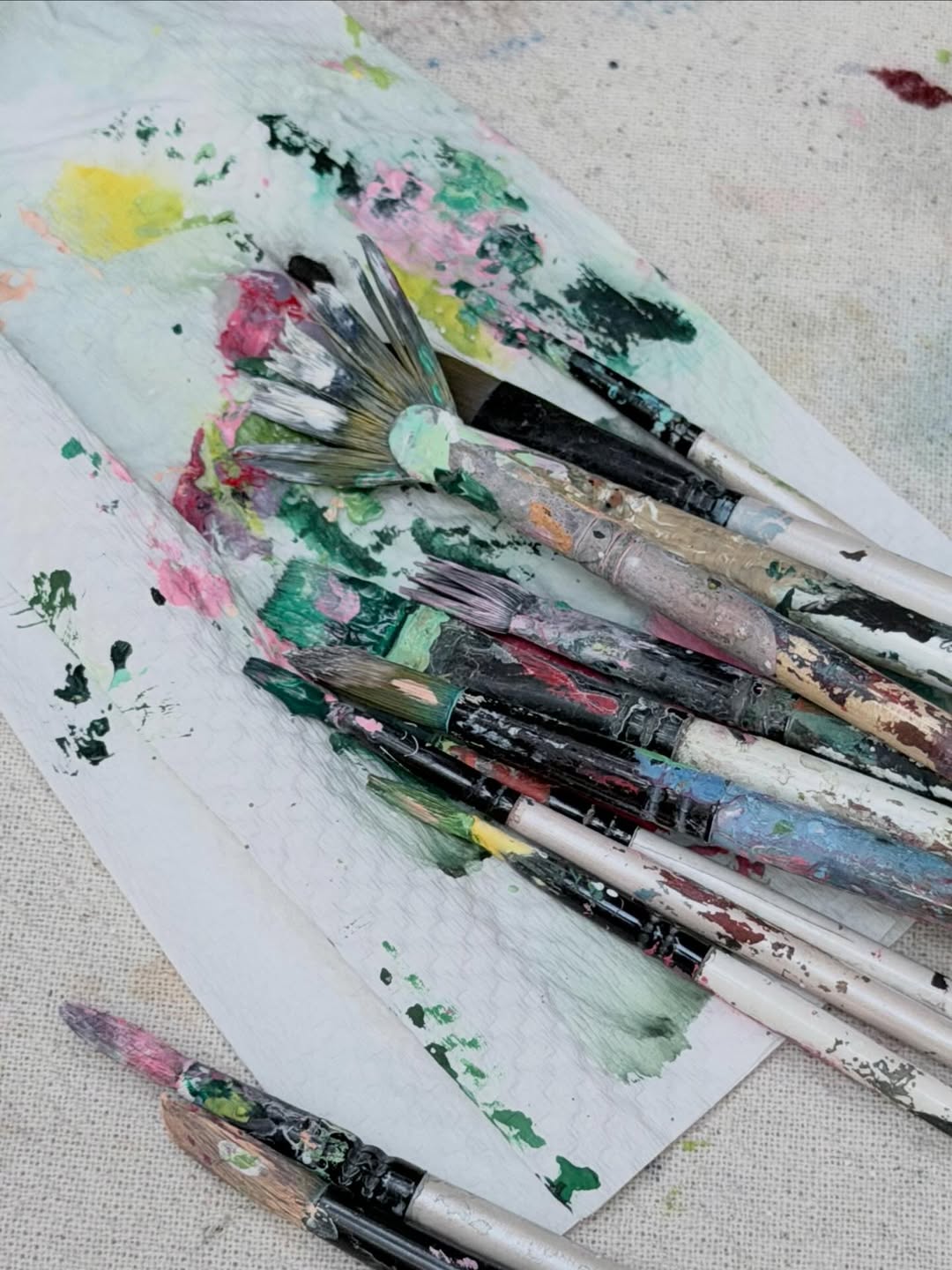 ปลั๊กกี้ - ธรากร คำสิงห์