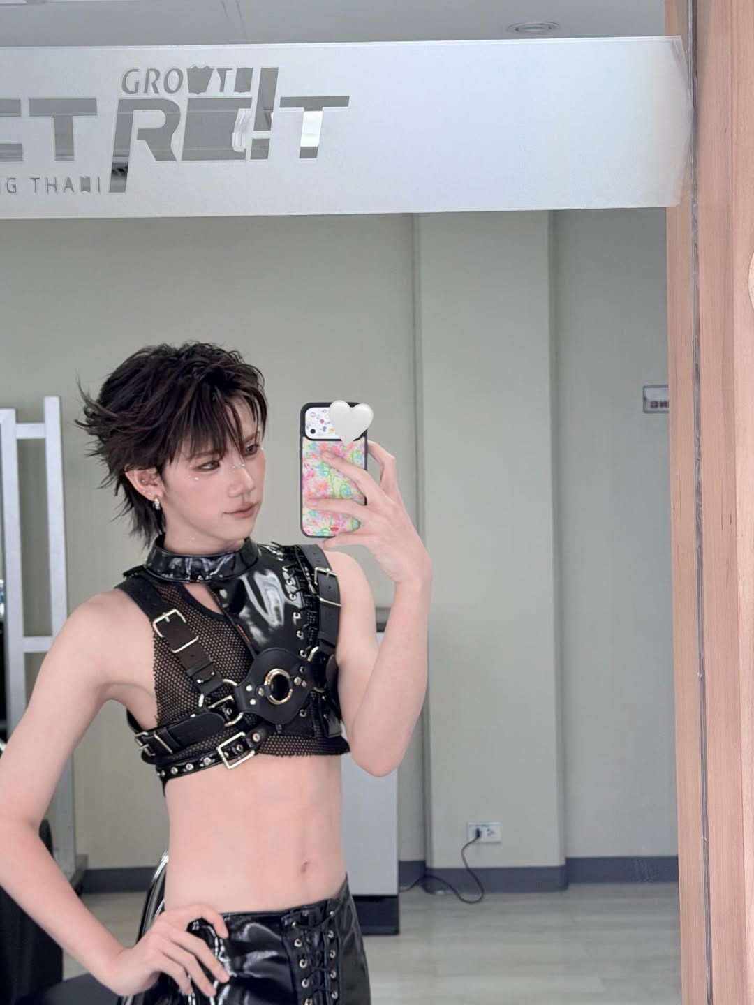 ปลั๊กกี้ - ธรากร คำสิงห์