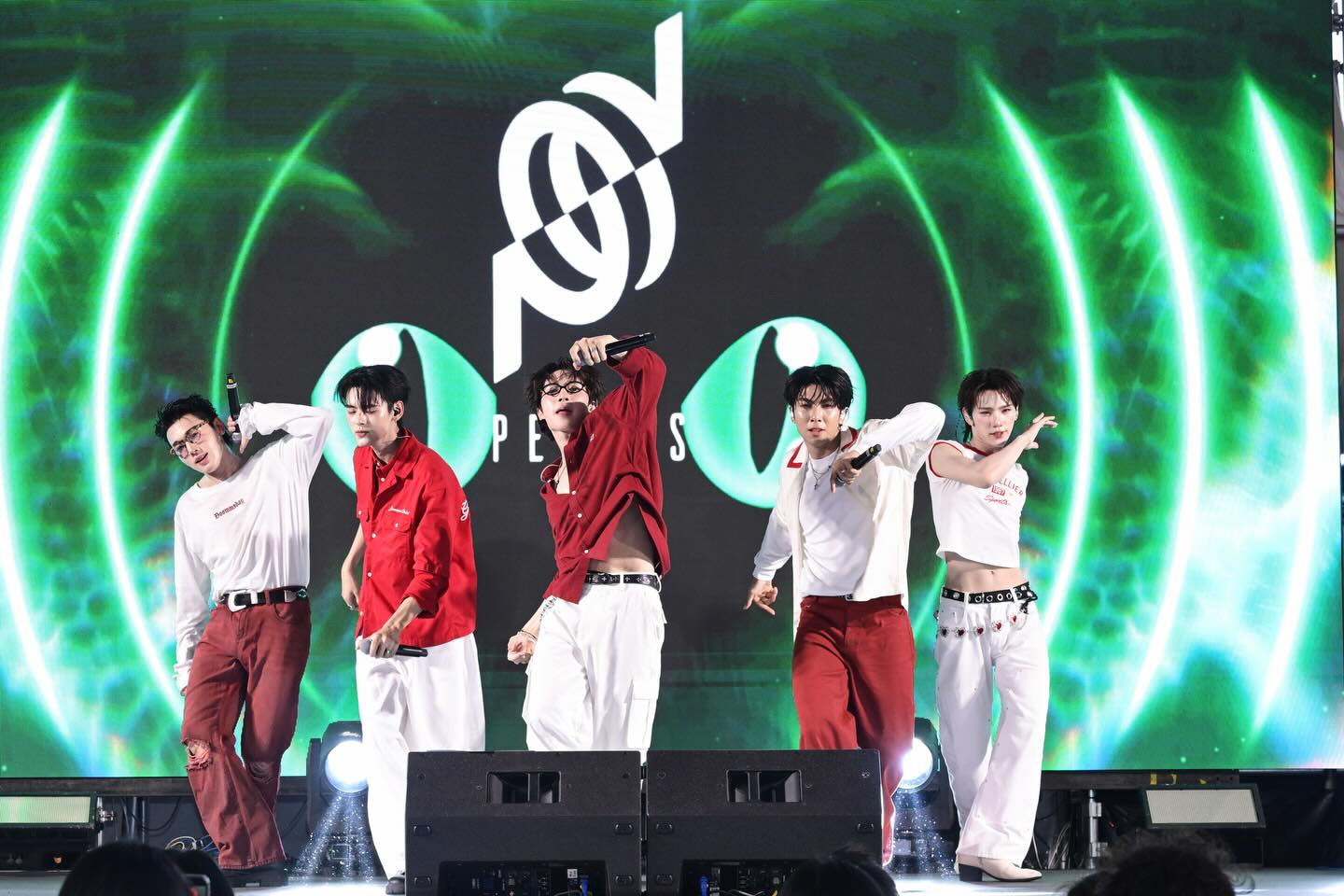 ปลั๊กกี้ - ธรากร คำสิงห์