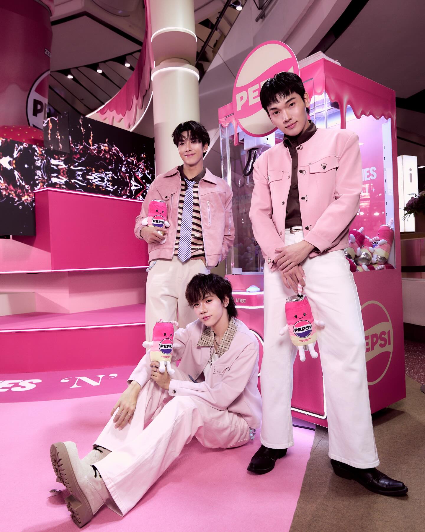 ปลั๊กกี้ - ธรากร คำสิงห์