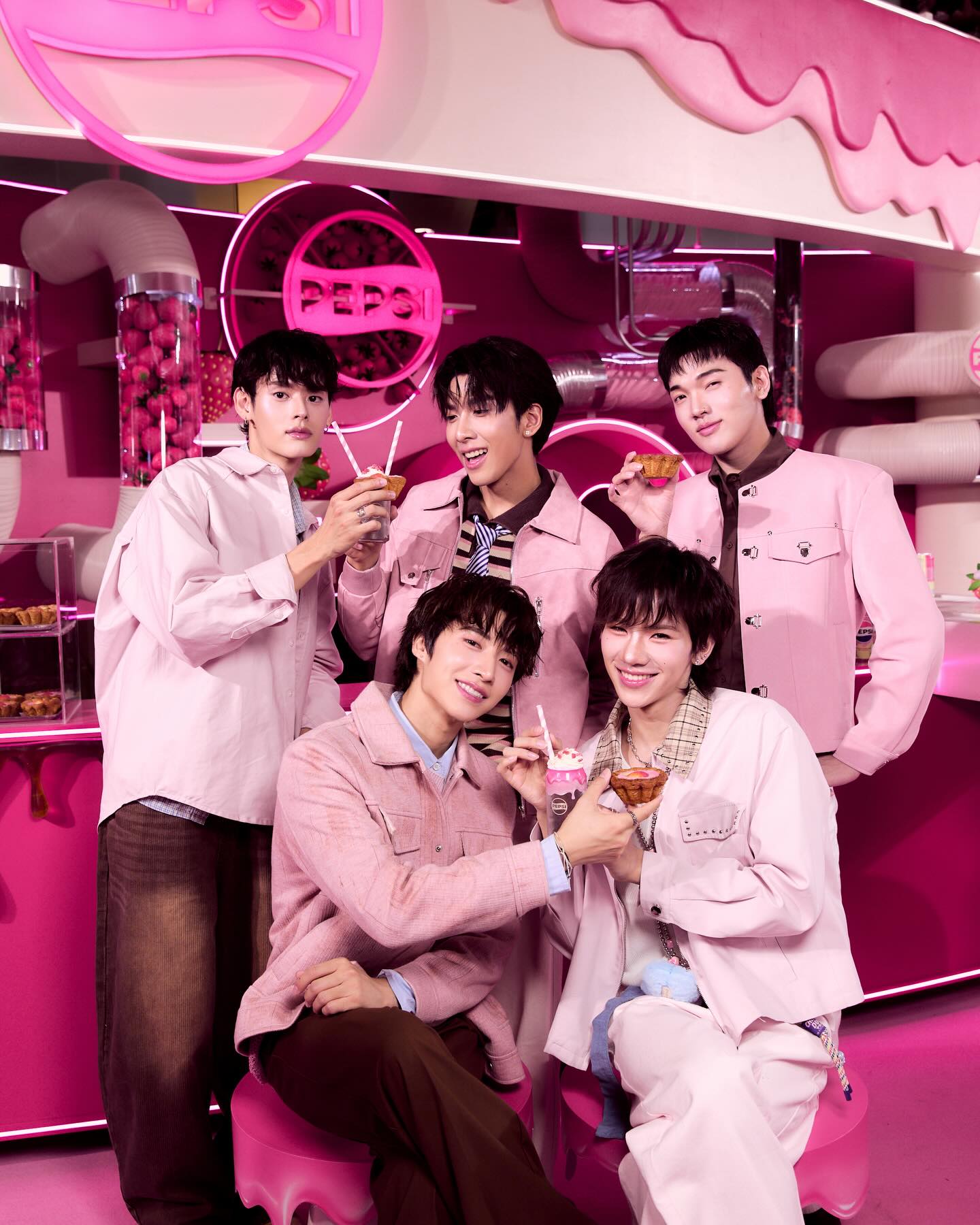 ปลั๊กกี้ - ธรากร คำสิงห์