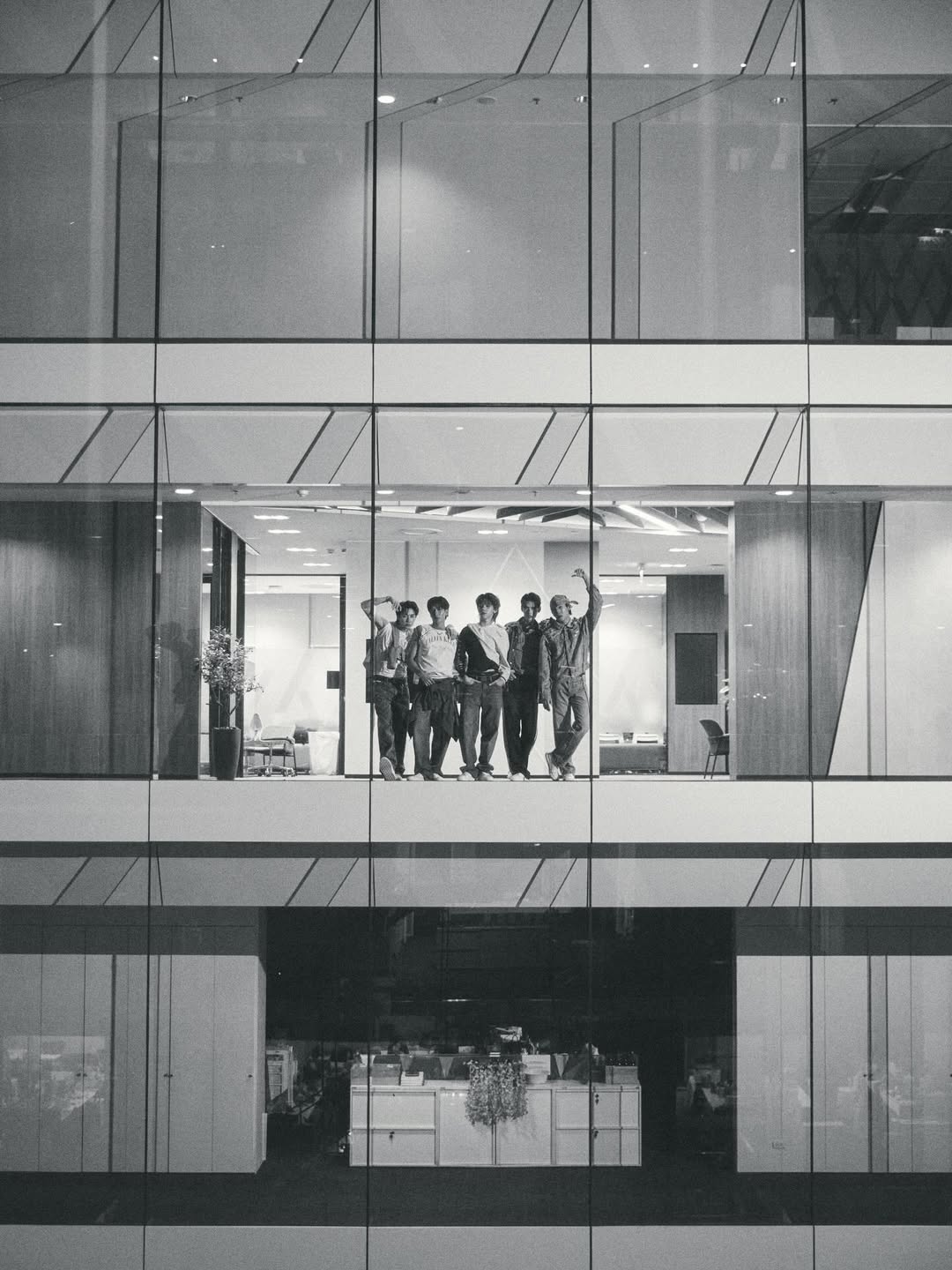 ปลั๊กกี้ - ธรากร คำสิงห์