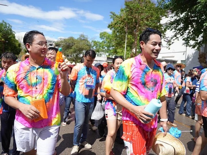 เพชร - กรุณพล เทียนสุวรรณ