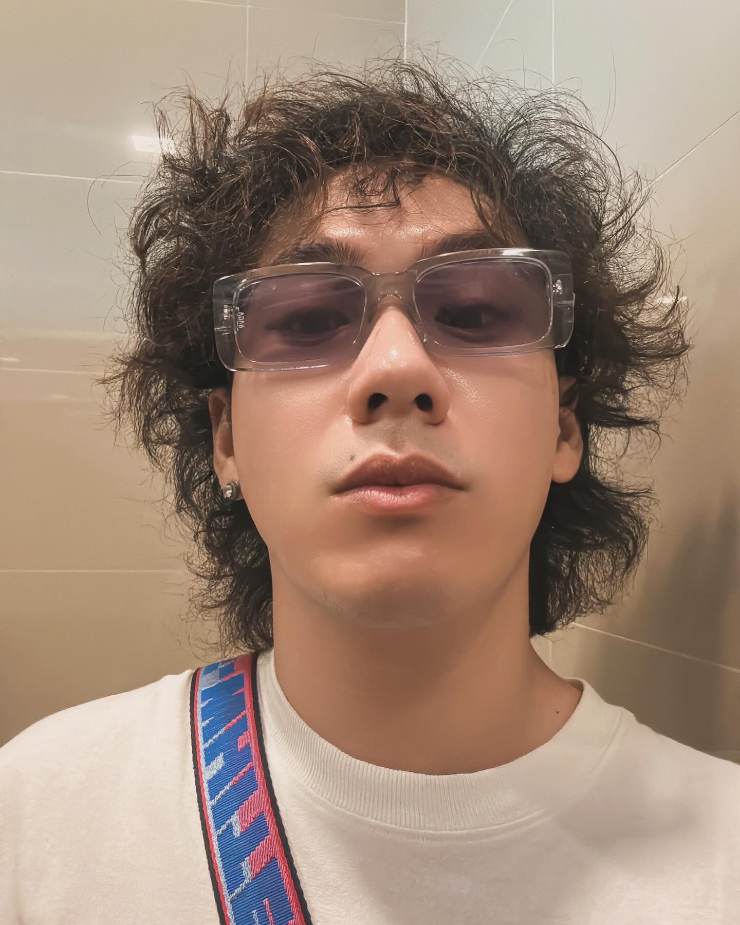 ตั้ม - วราวุธ โพธิ์ยิ้ม