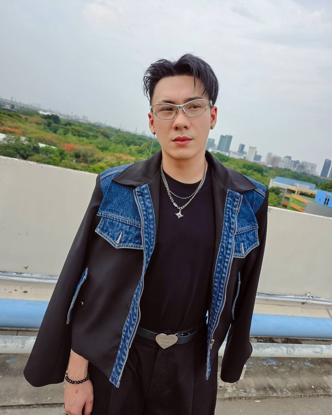ตั้ม - วราวุธ โพธิ์ยิ้ม