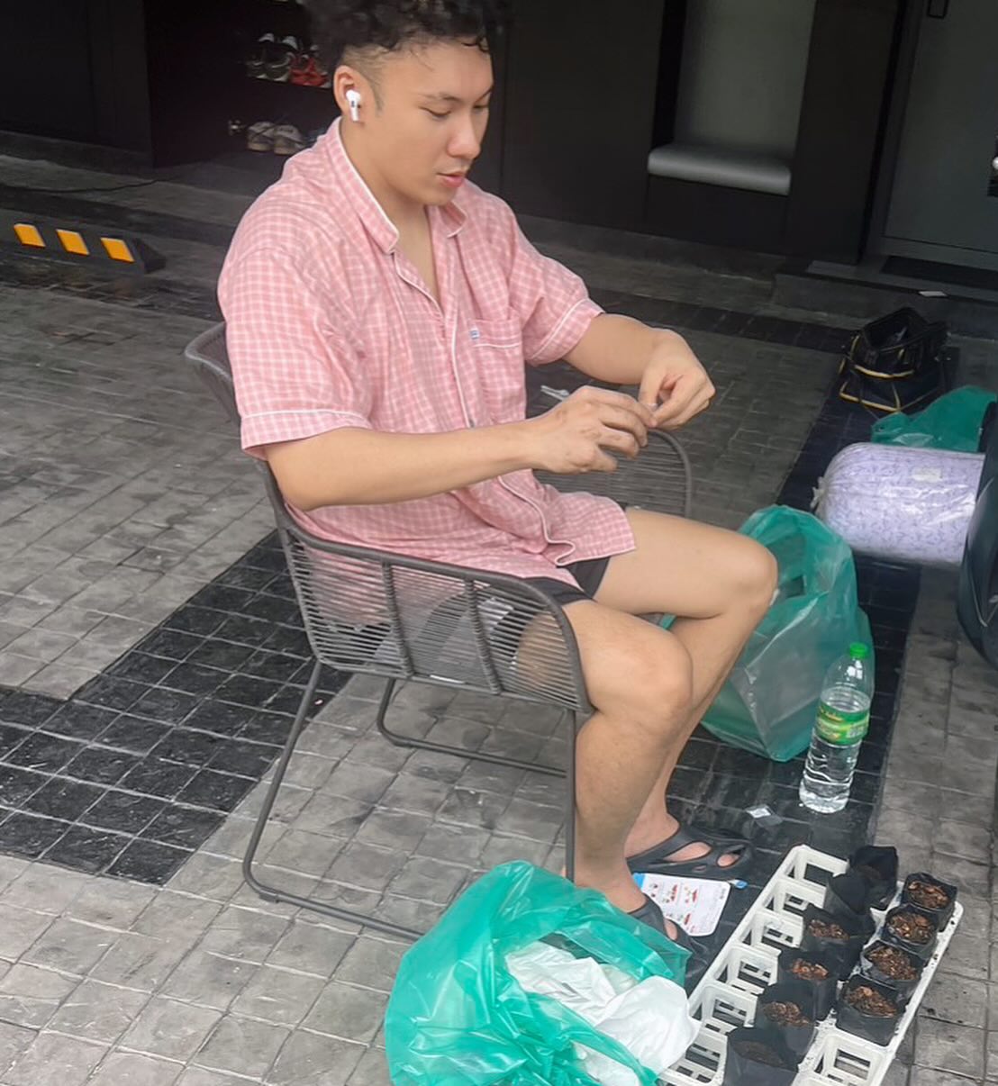 ตั้ม - วราวุธ โพธิ์ยิ้ม